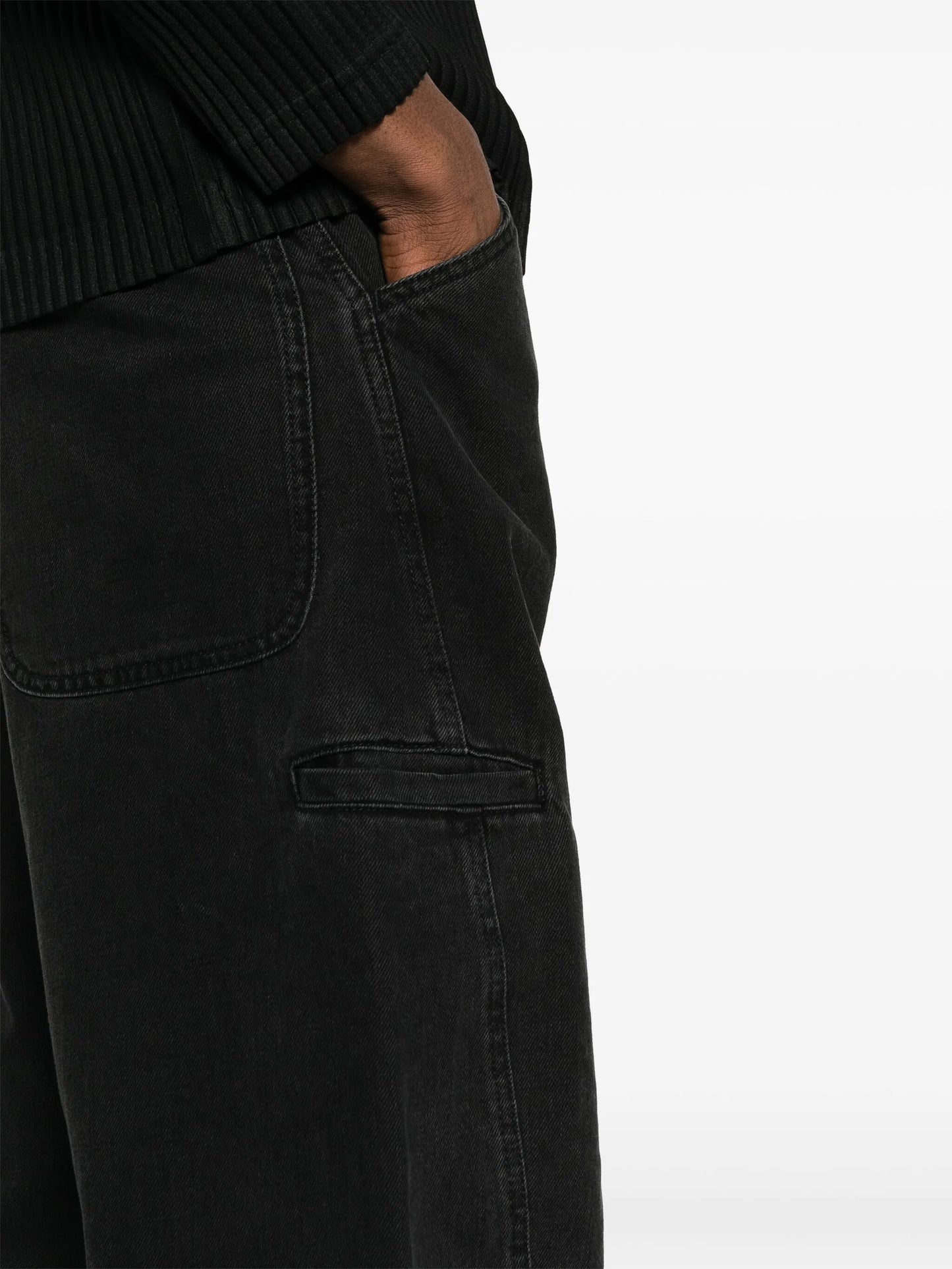 mid-rise tapered jeans