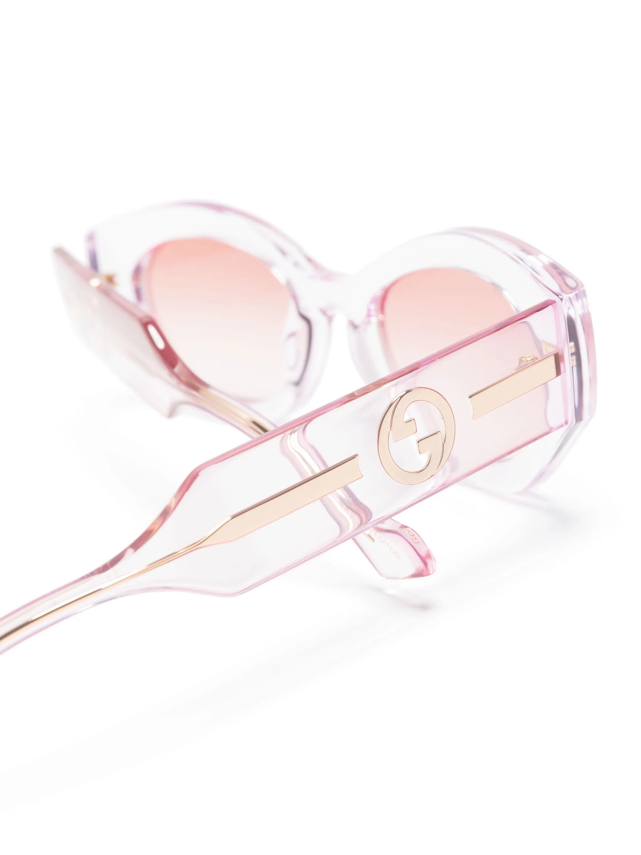 cat-eye sunglasses