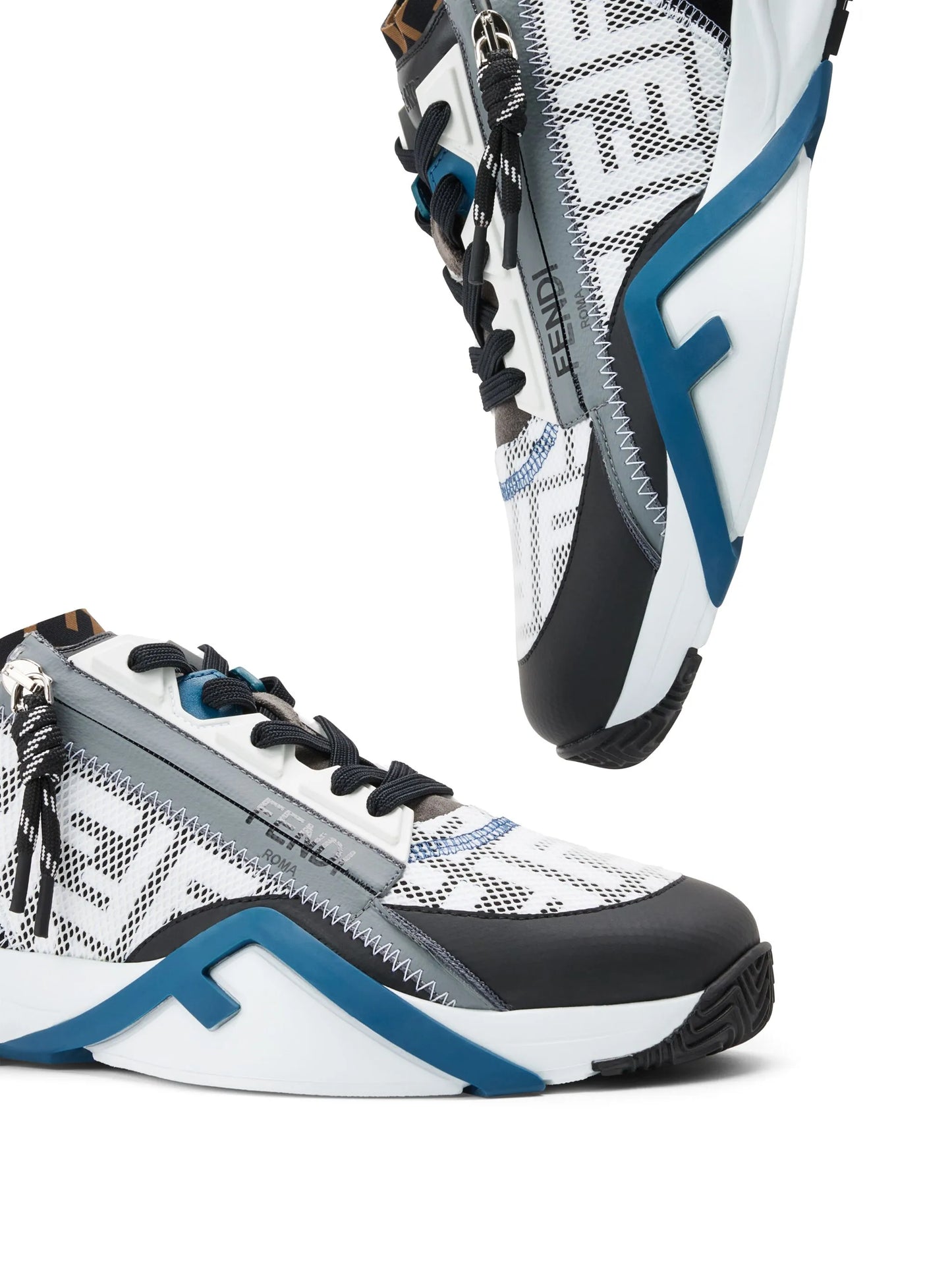 Flow sneakers