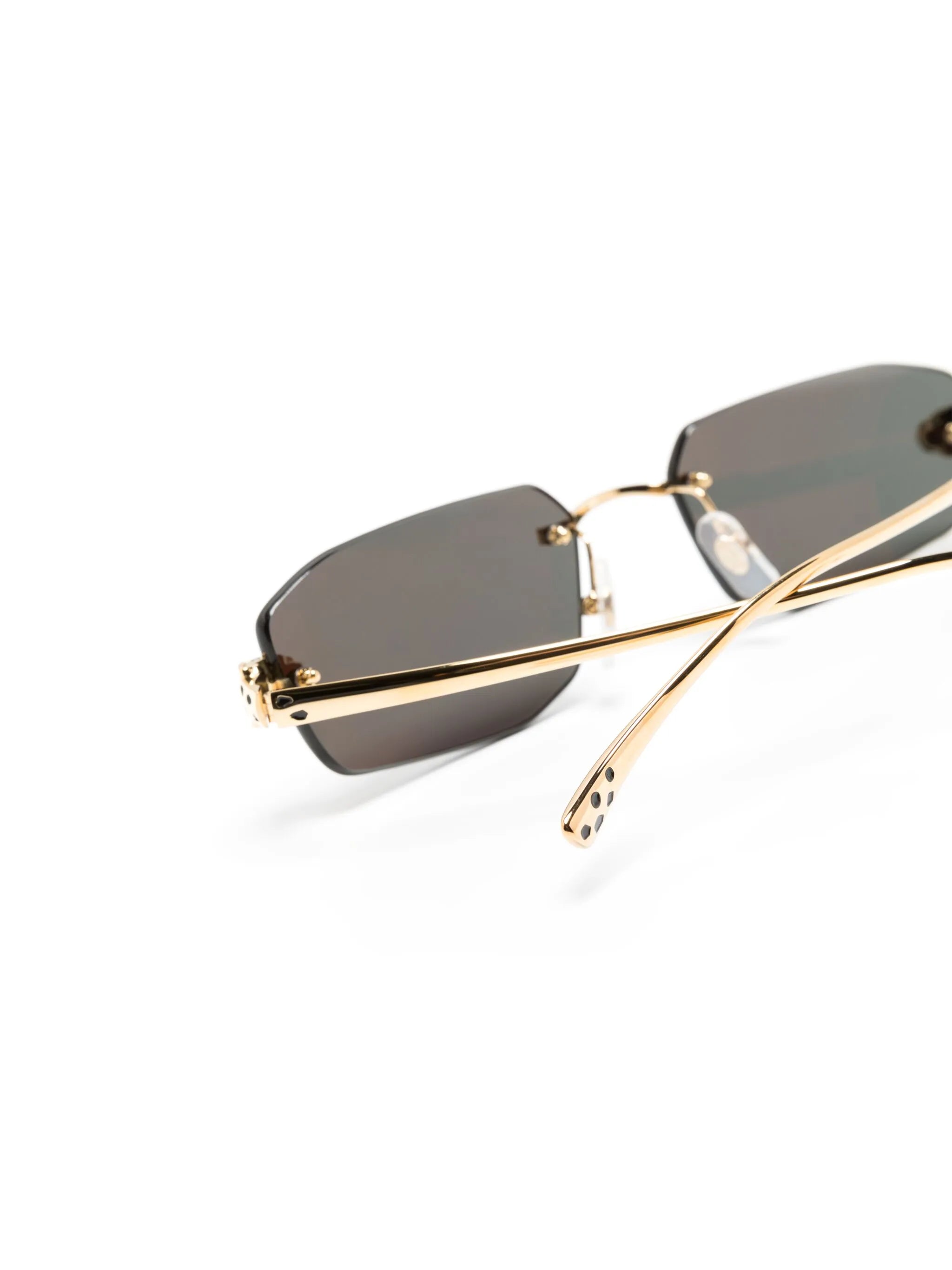 geometric-frame sunglasses