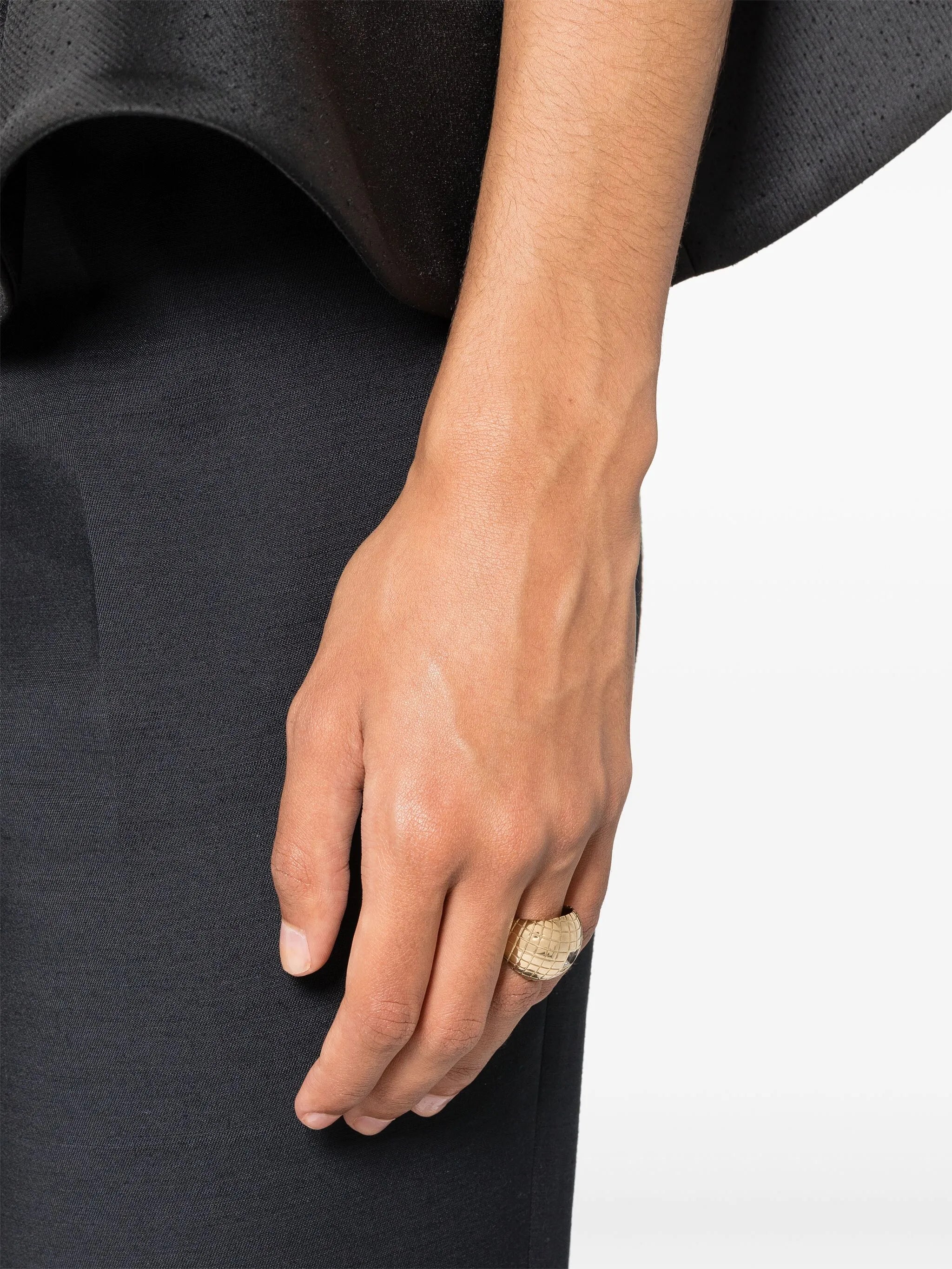 9kt yellow gold Boule Disco ring