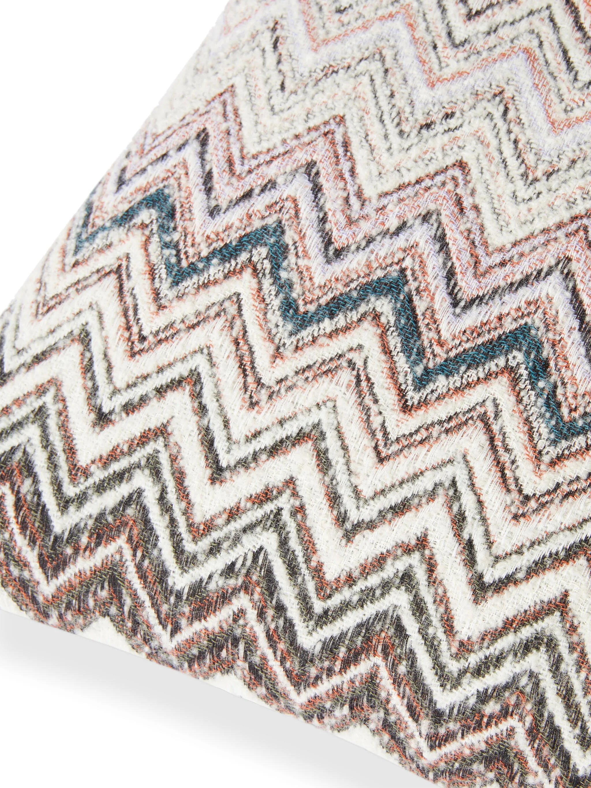 Forest zigzag cushion (40cm x 40cm)