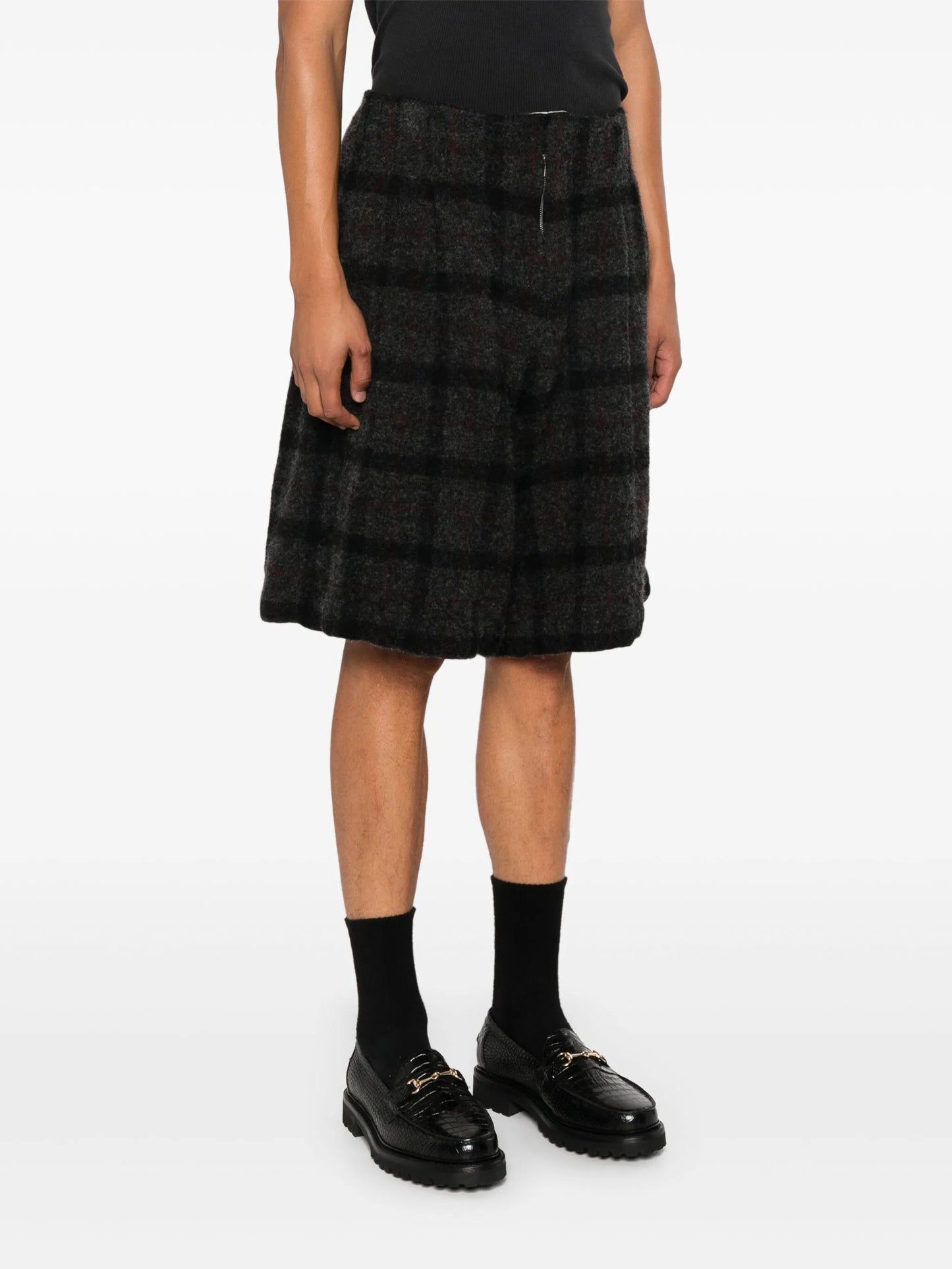 plaid-pattern shorts