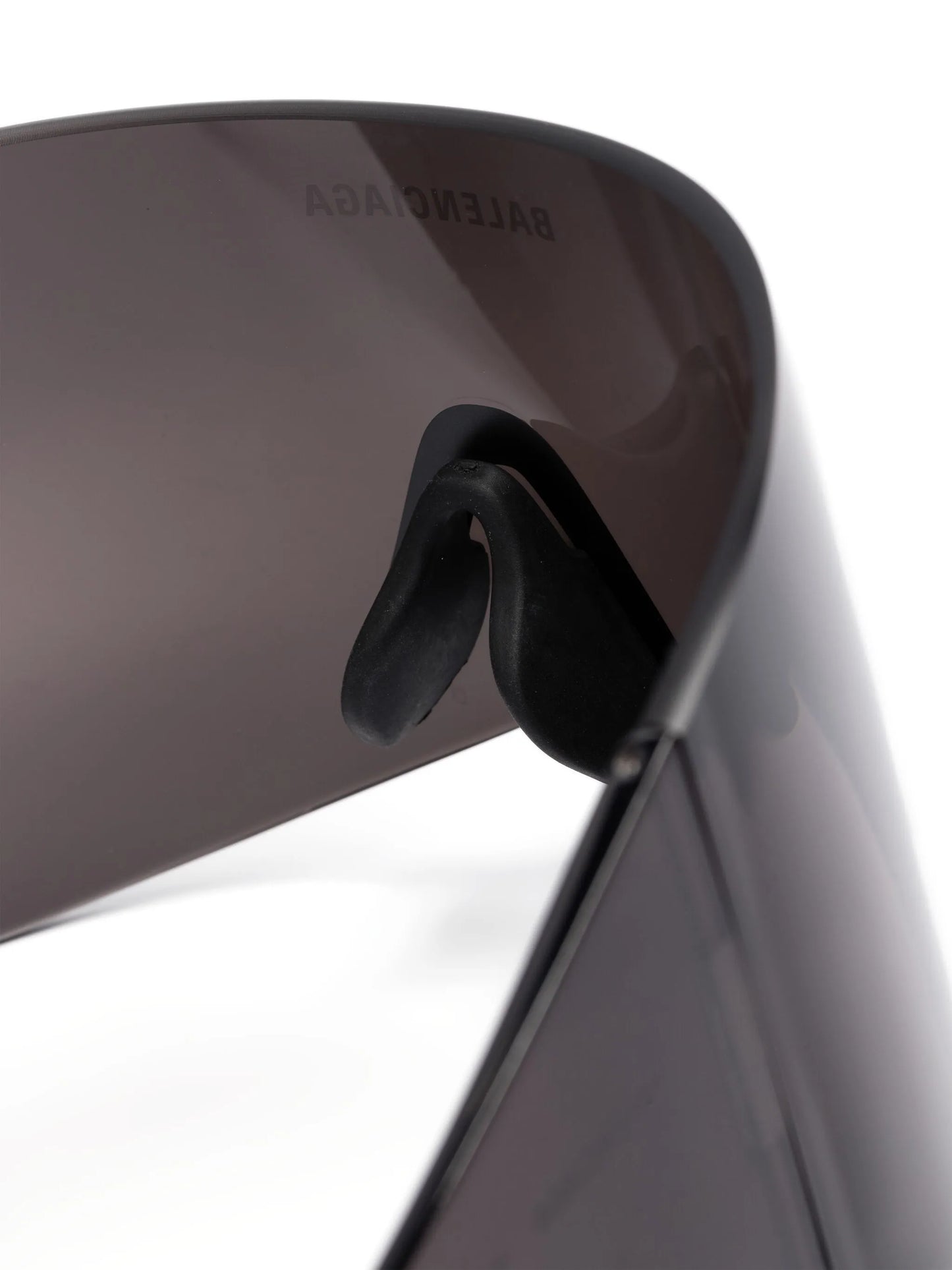 shield-frame sunglasses