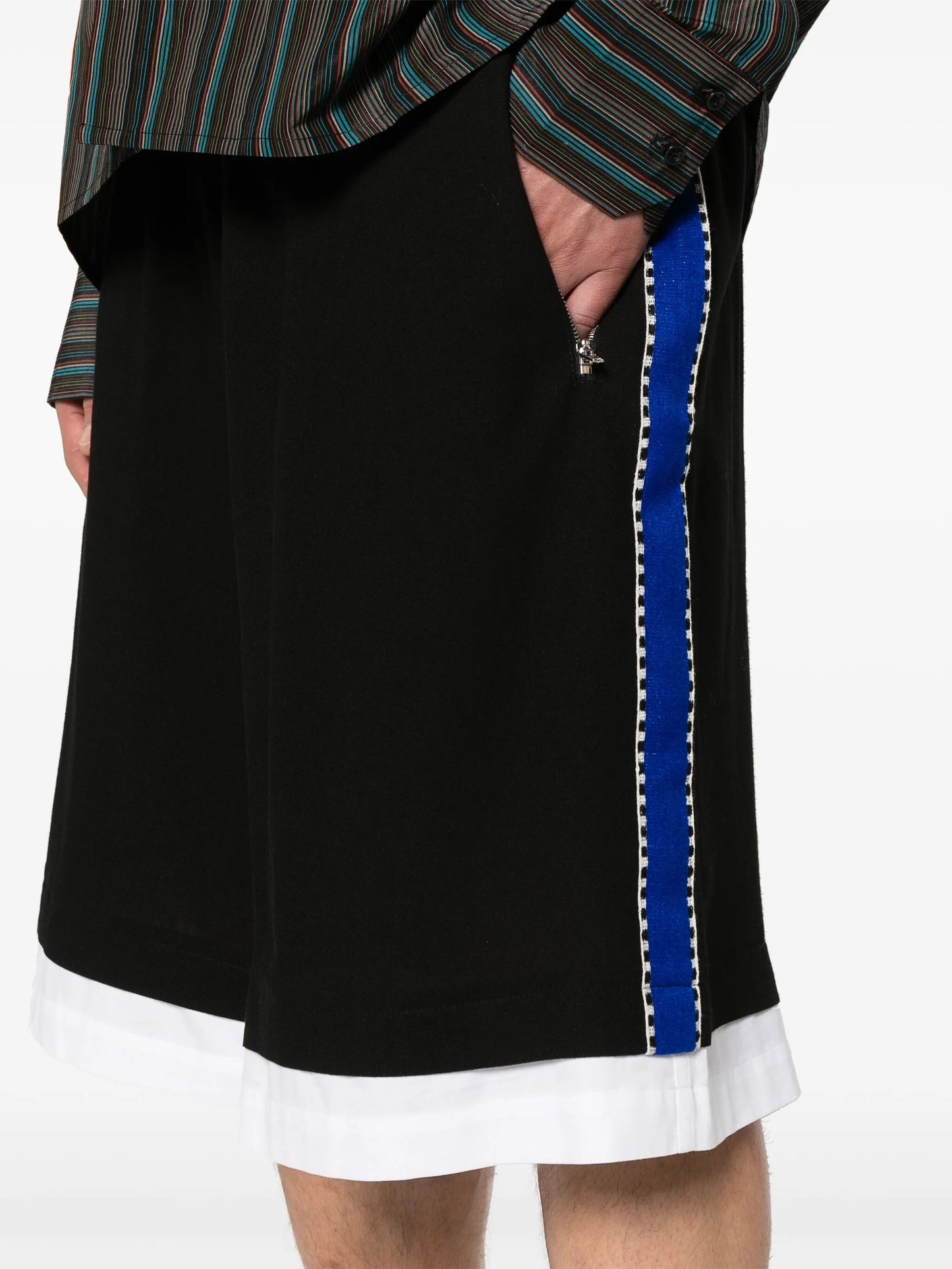 Revelation bermuda shorts