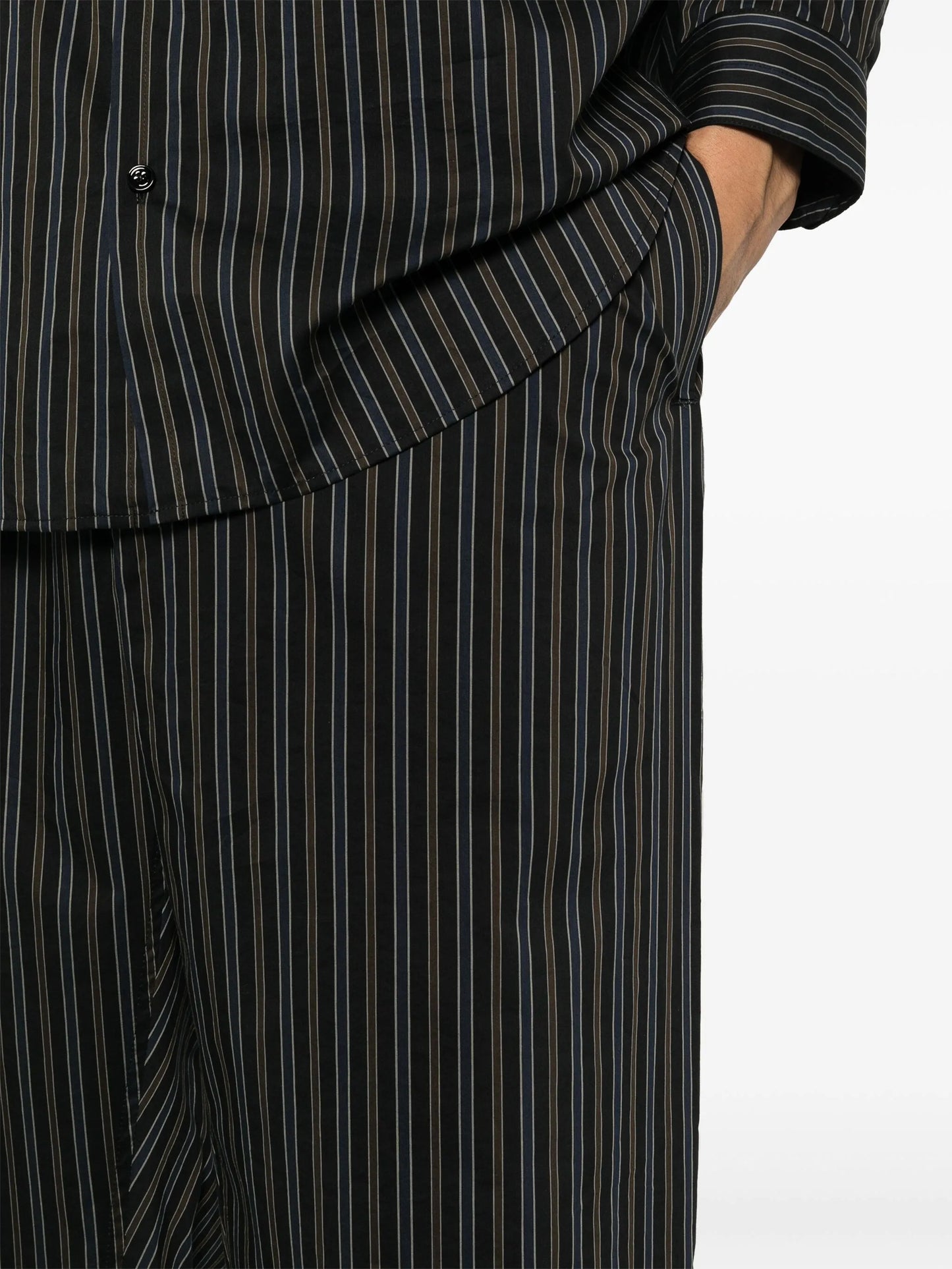 drawstring-fastening trousers
