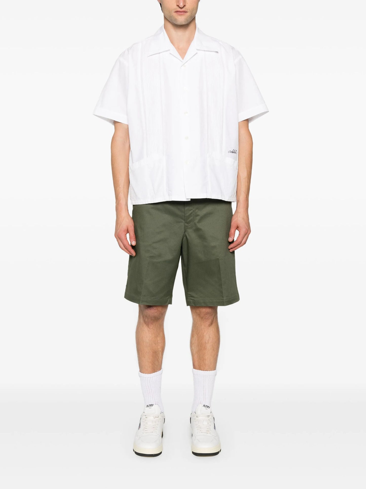 logo-patch shorts