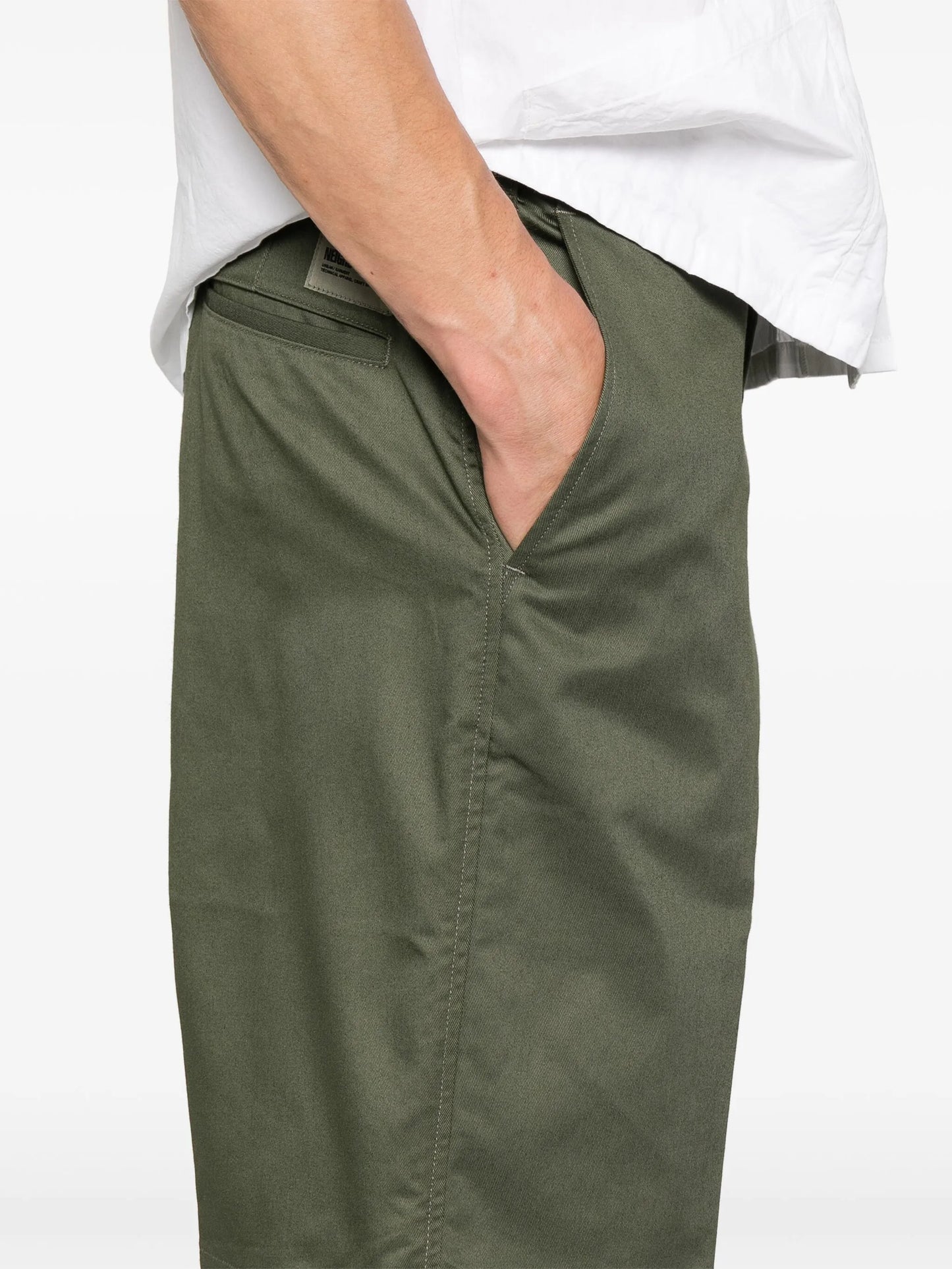 logo-patch shorts