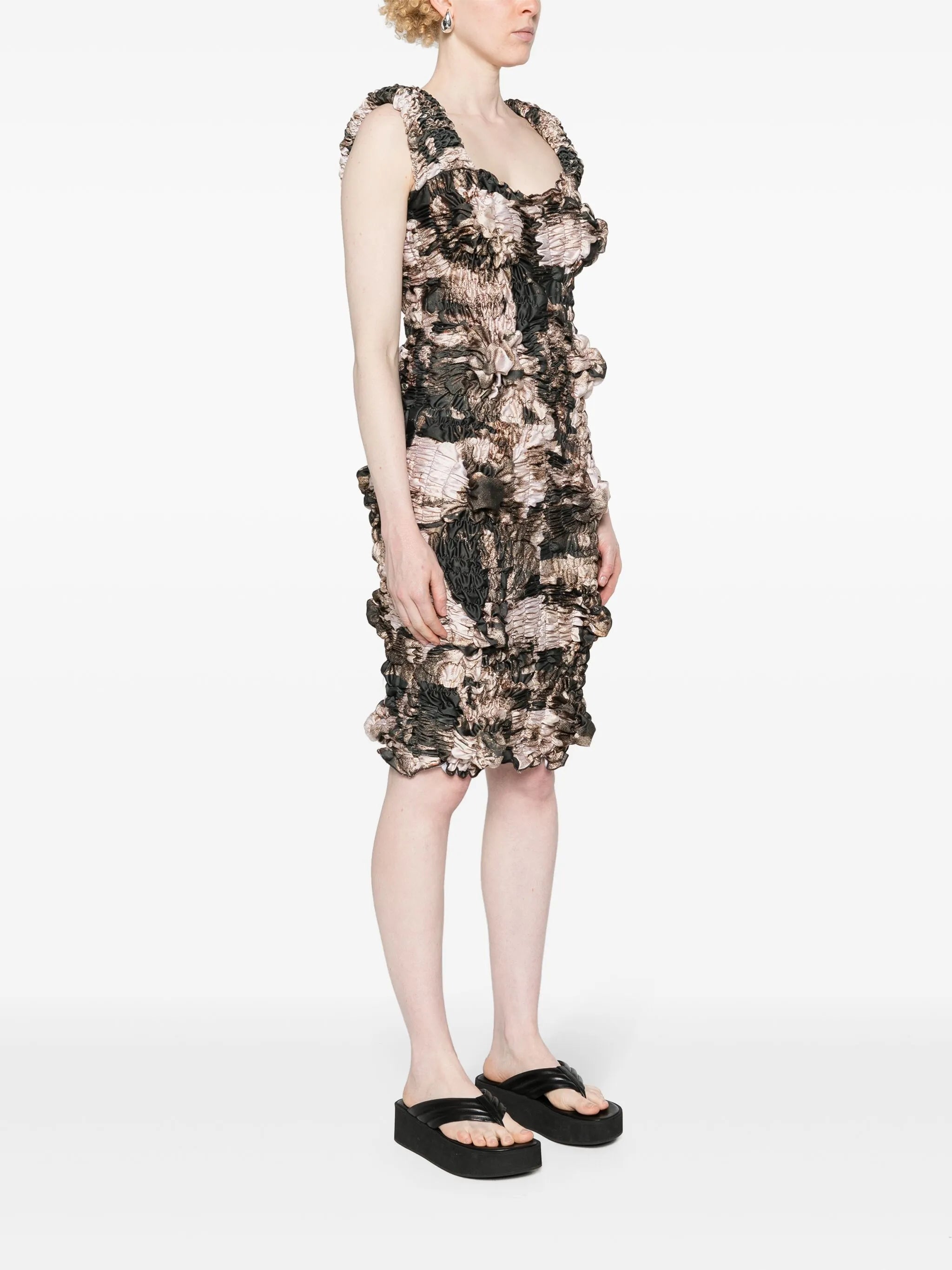 Twist cocktail minidress
