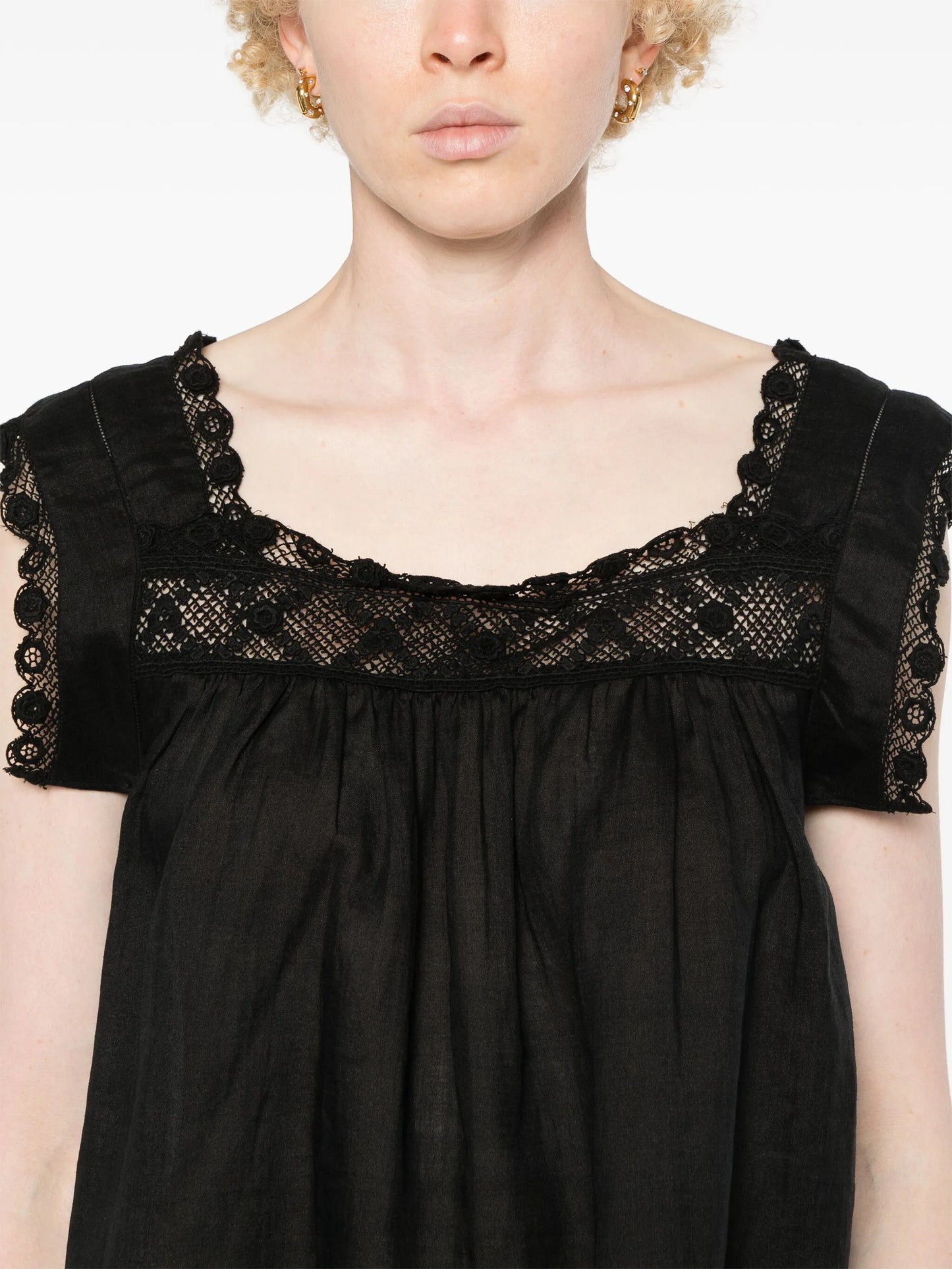 Almadia lace-trim dress