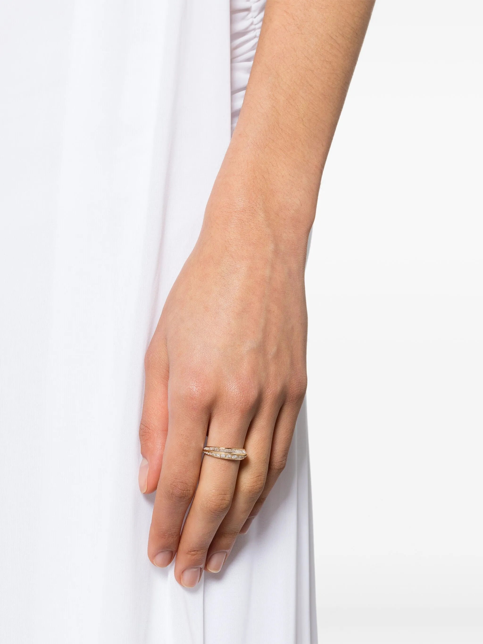 18kt yellow gold diamond crescent ring