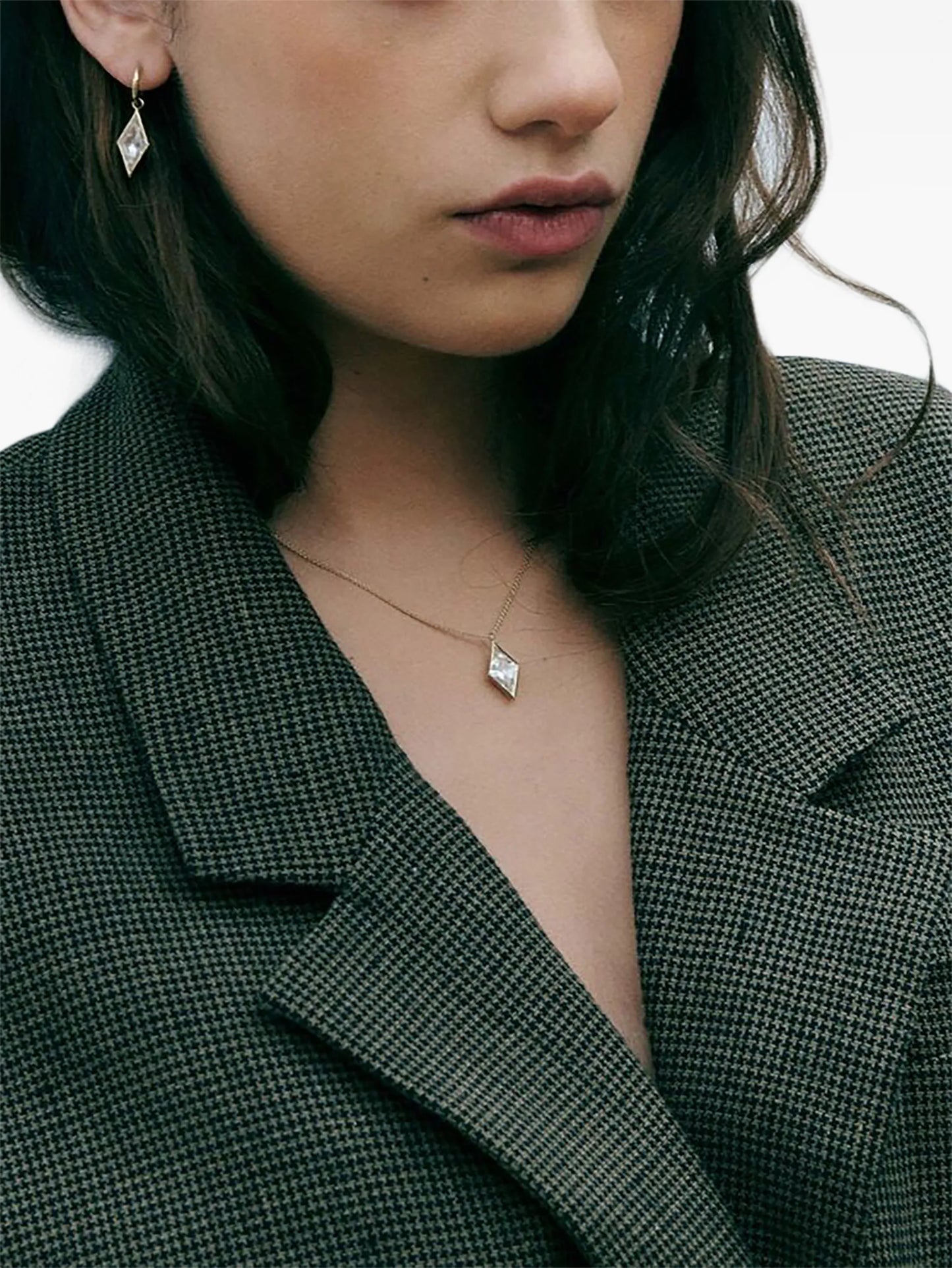 Kite pendant necklace