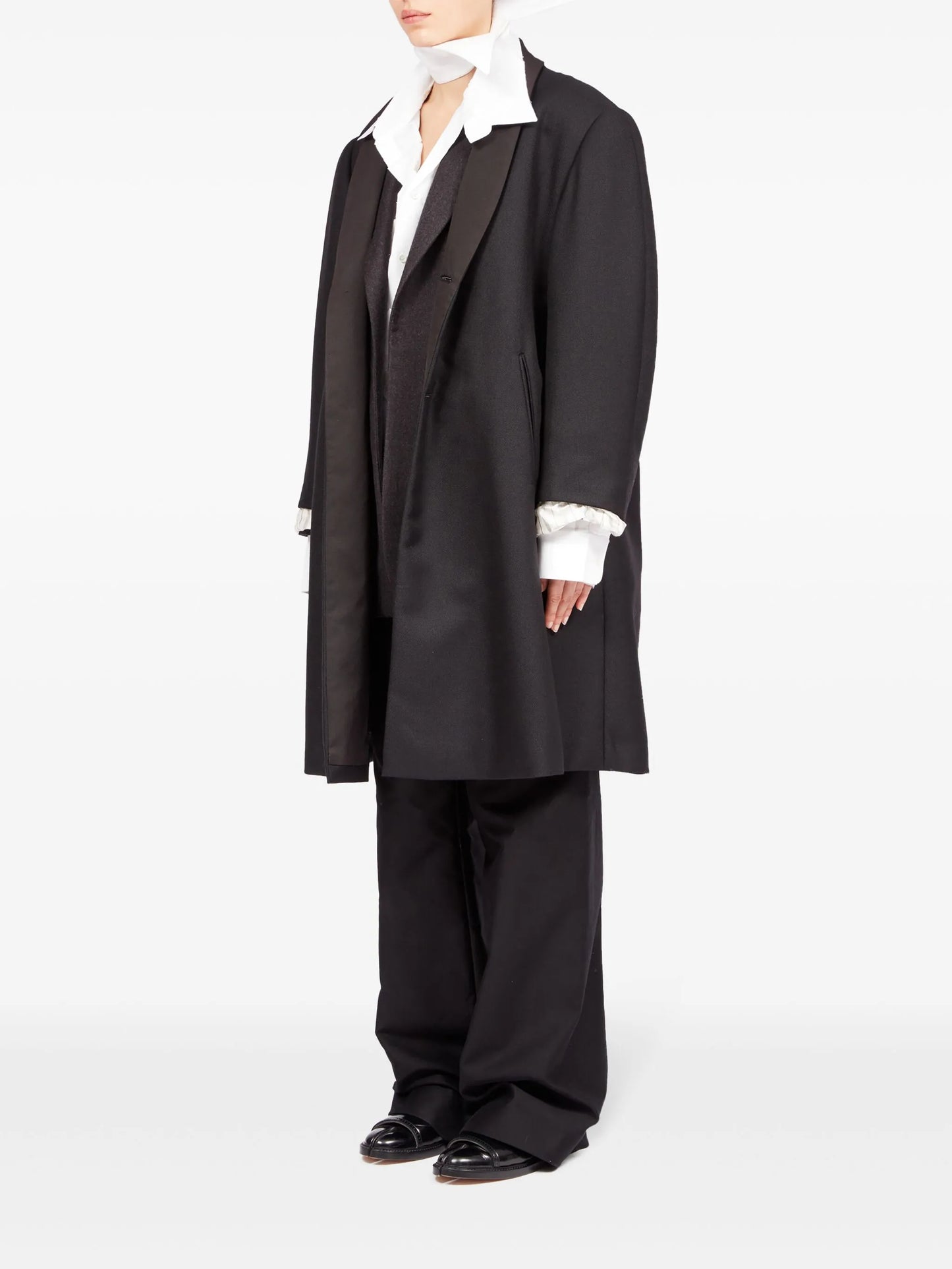 Anonymity of the lining coat