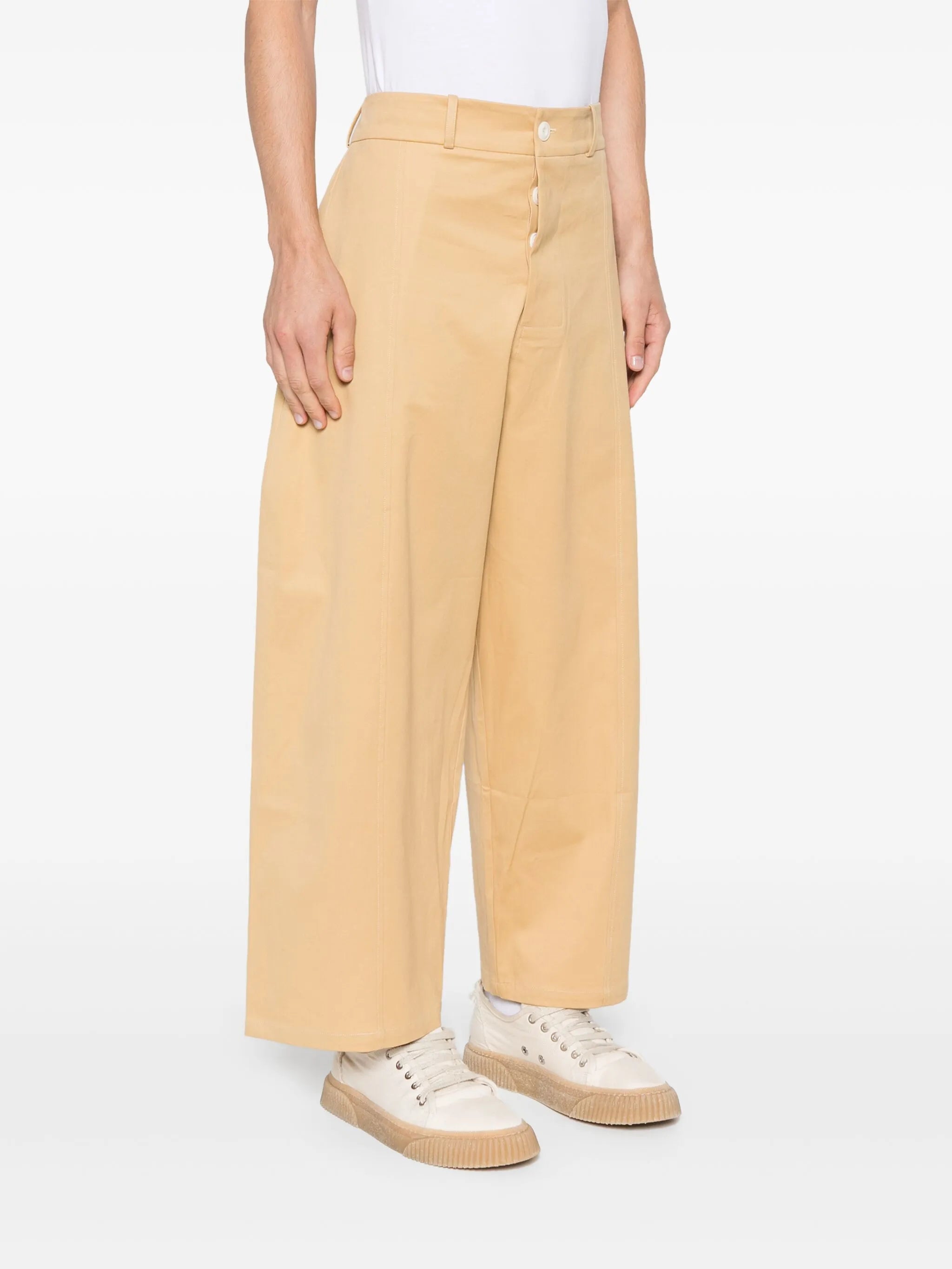 wide-leg trousers