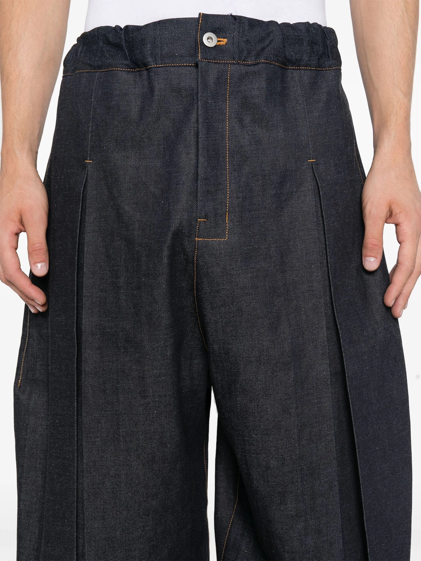 inverted-pleat jeans