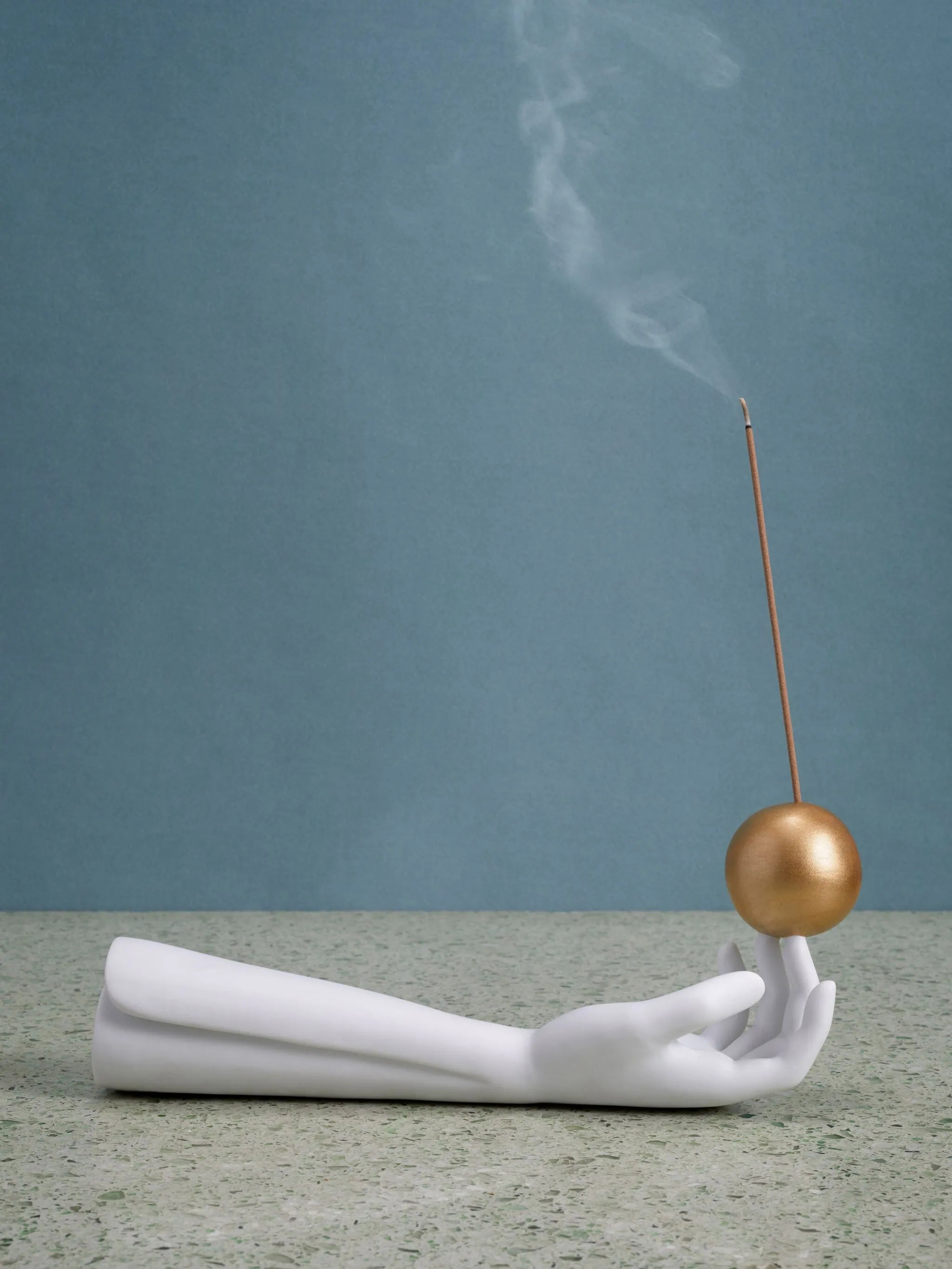 Atlas incense holder