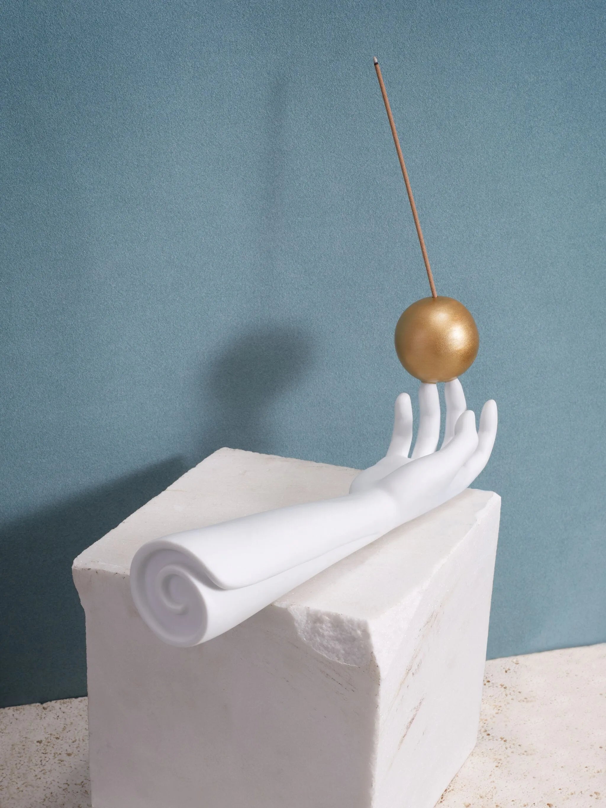 Atlas incense holder