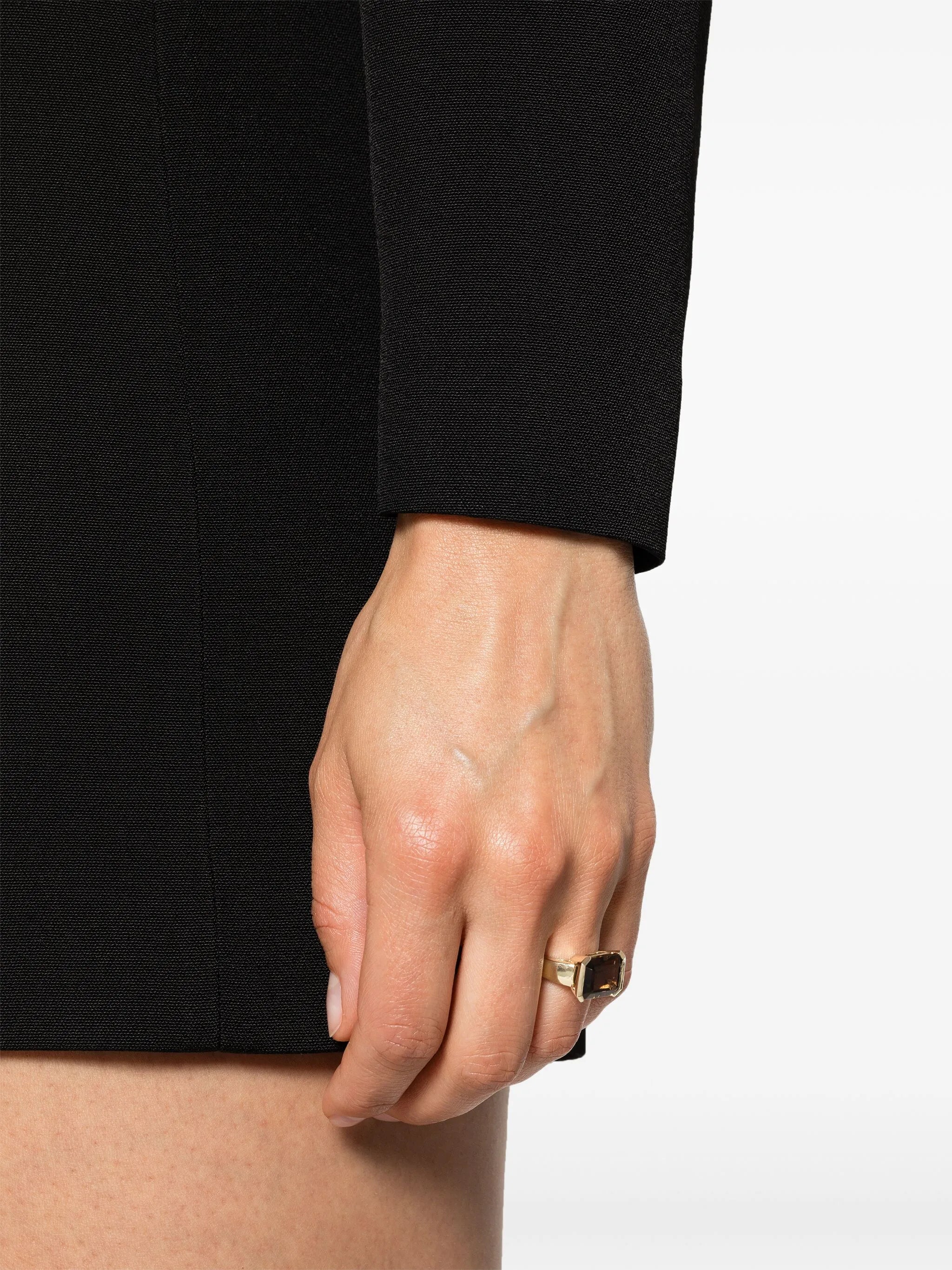 9kt yellow gold Domino quartz solitaire ring