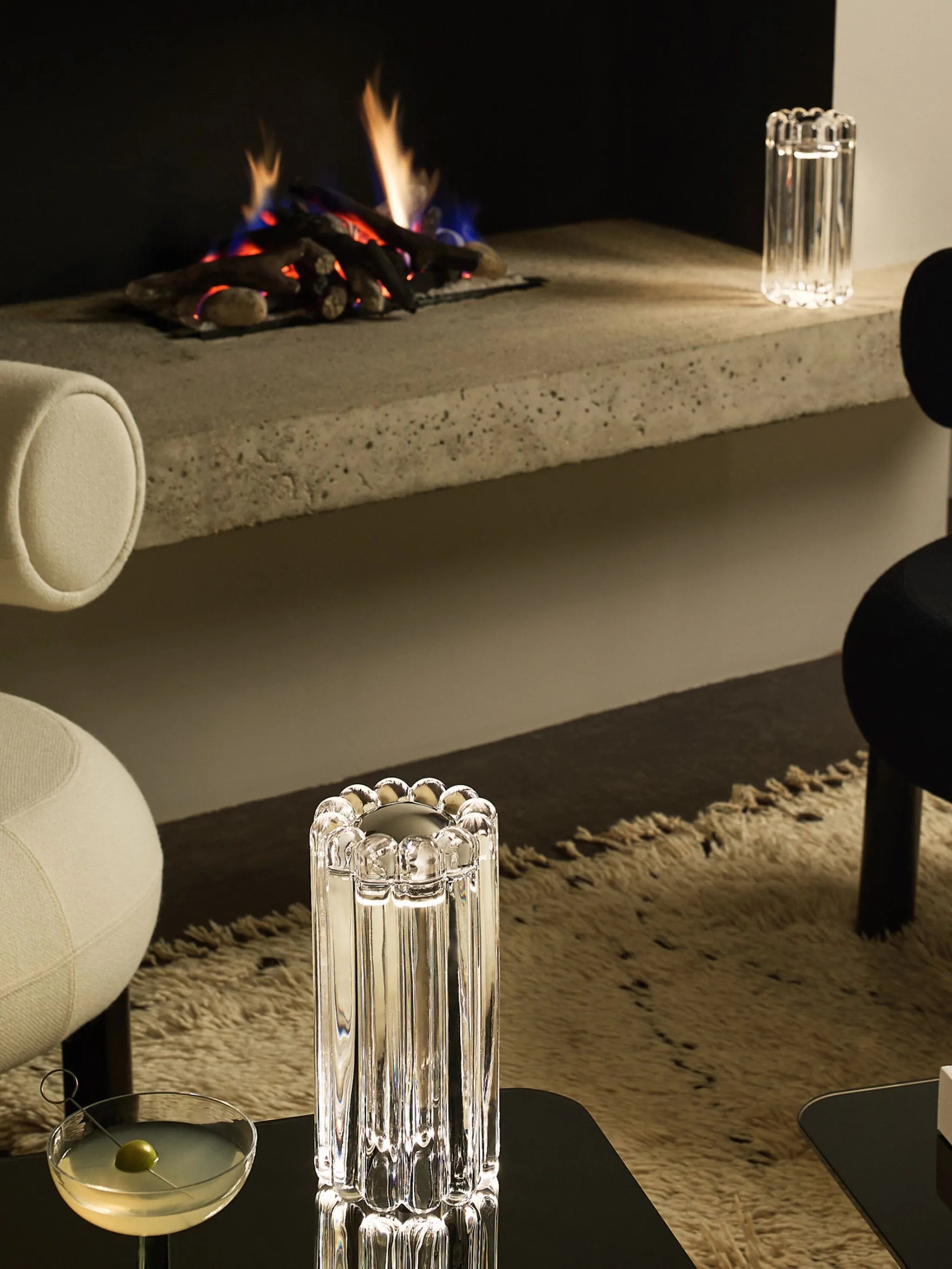 Press LED table lamp (24cm x 11cm)