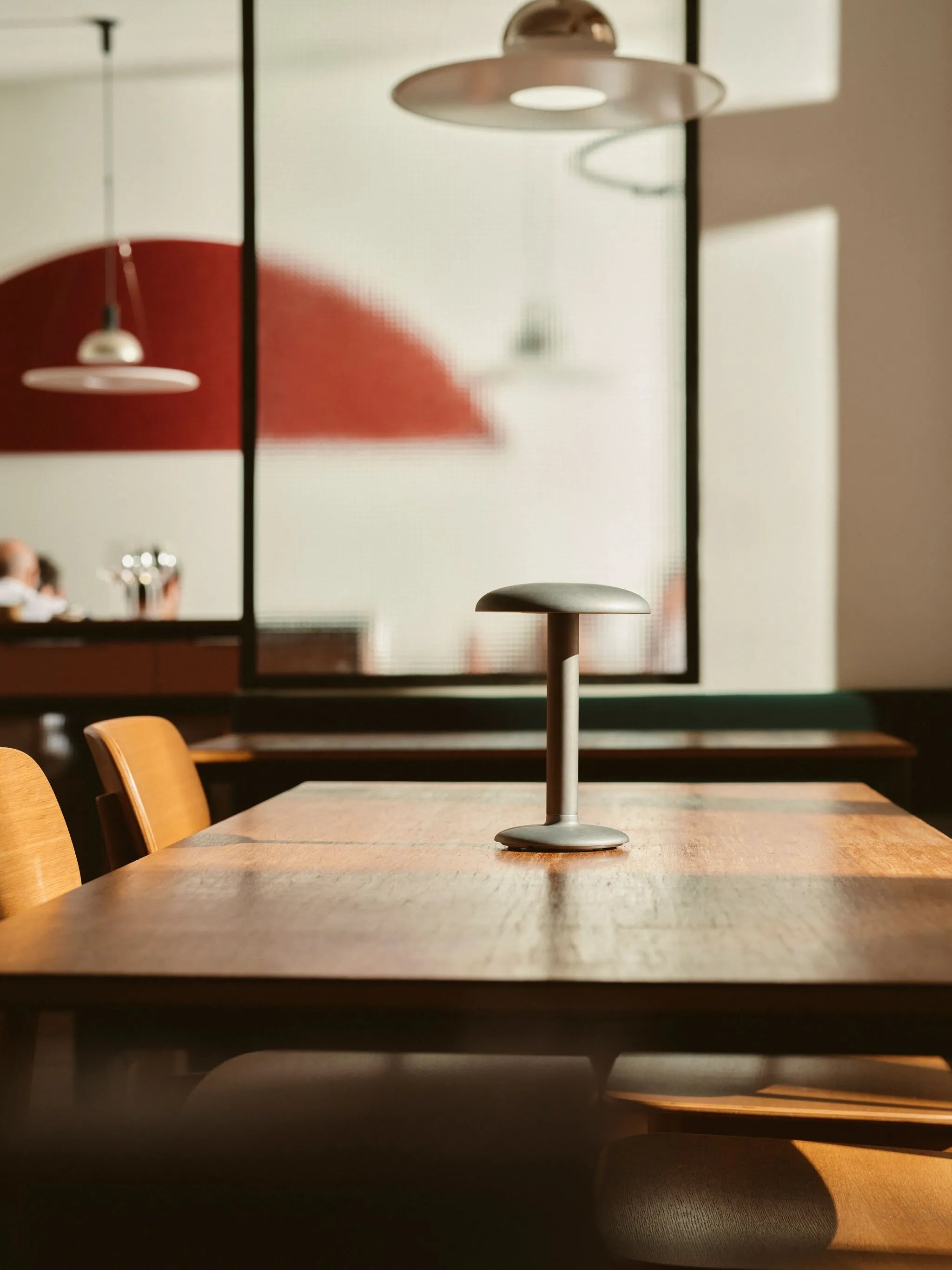 Gustave Residential table lamp