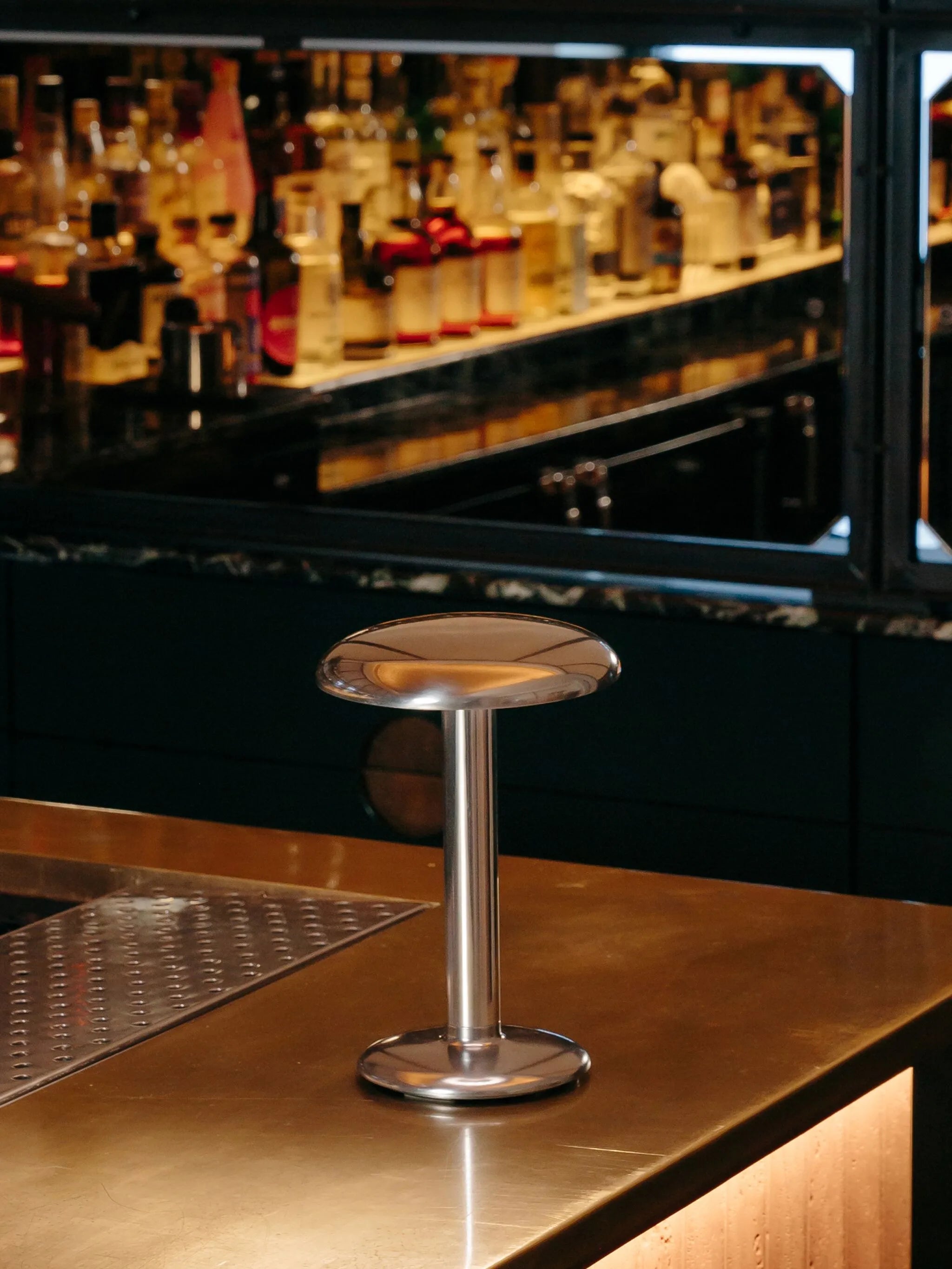 Gustave Residential table lamp