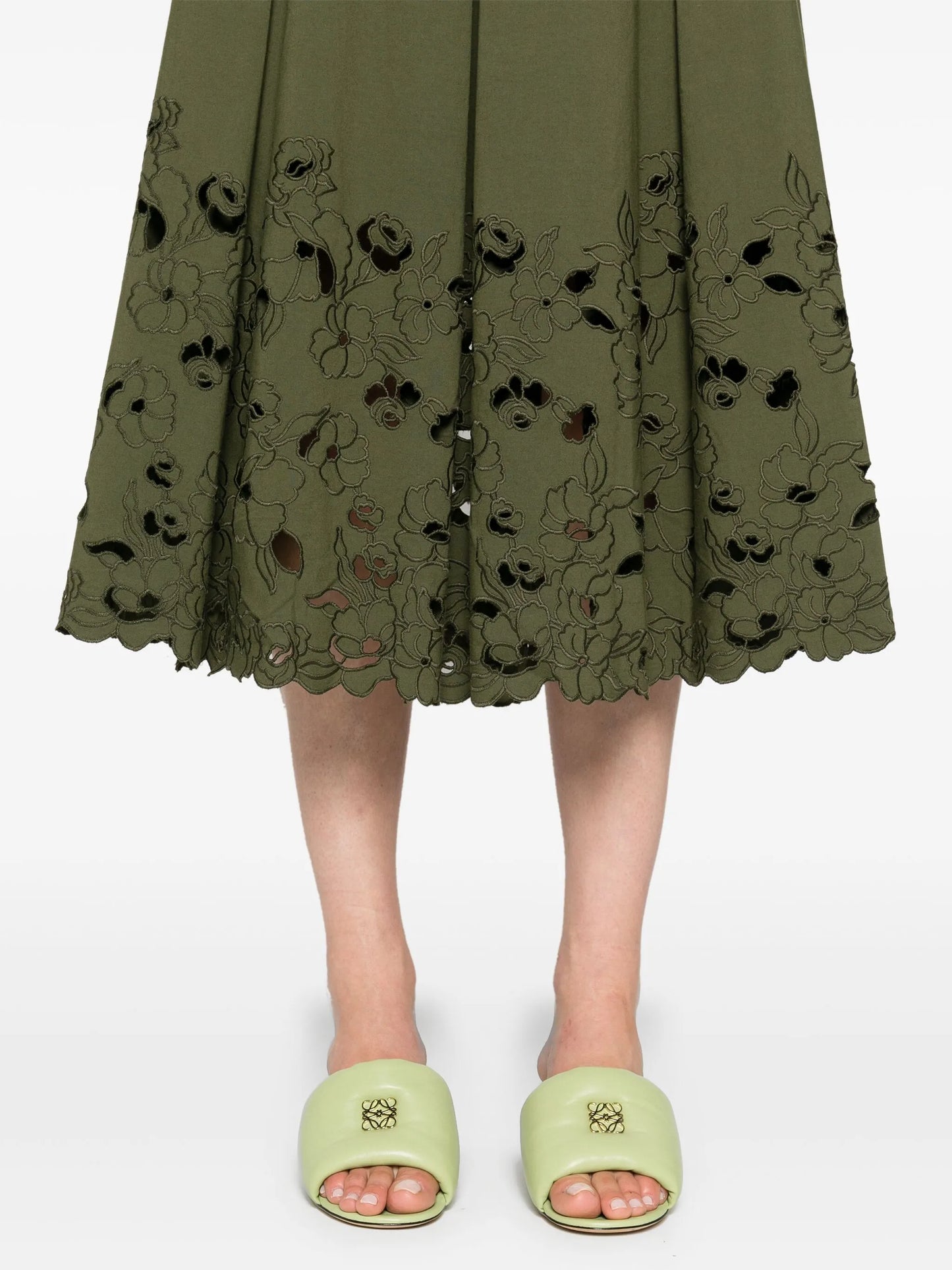 floral-detail pleated skirt
