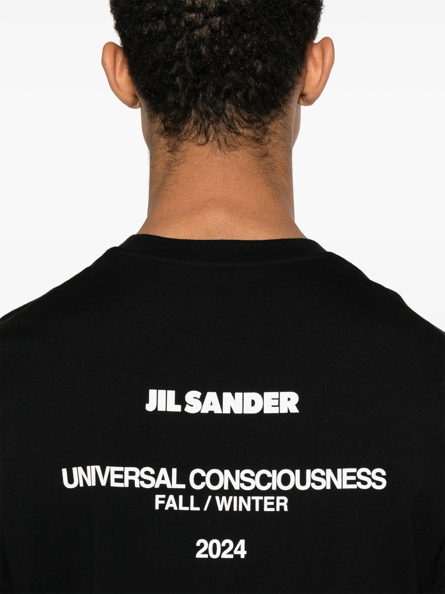 Universal T-shirt