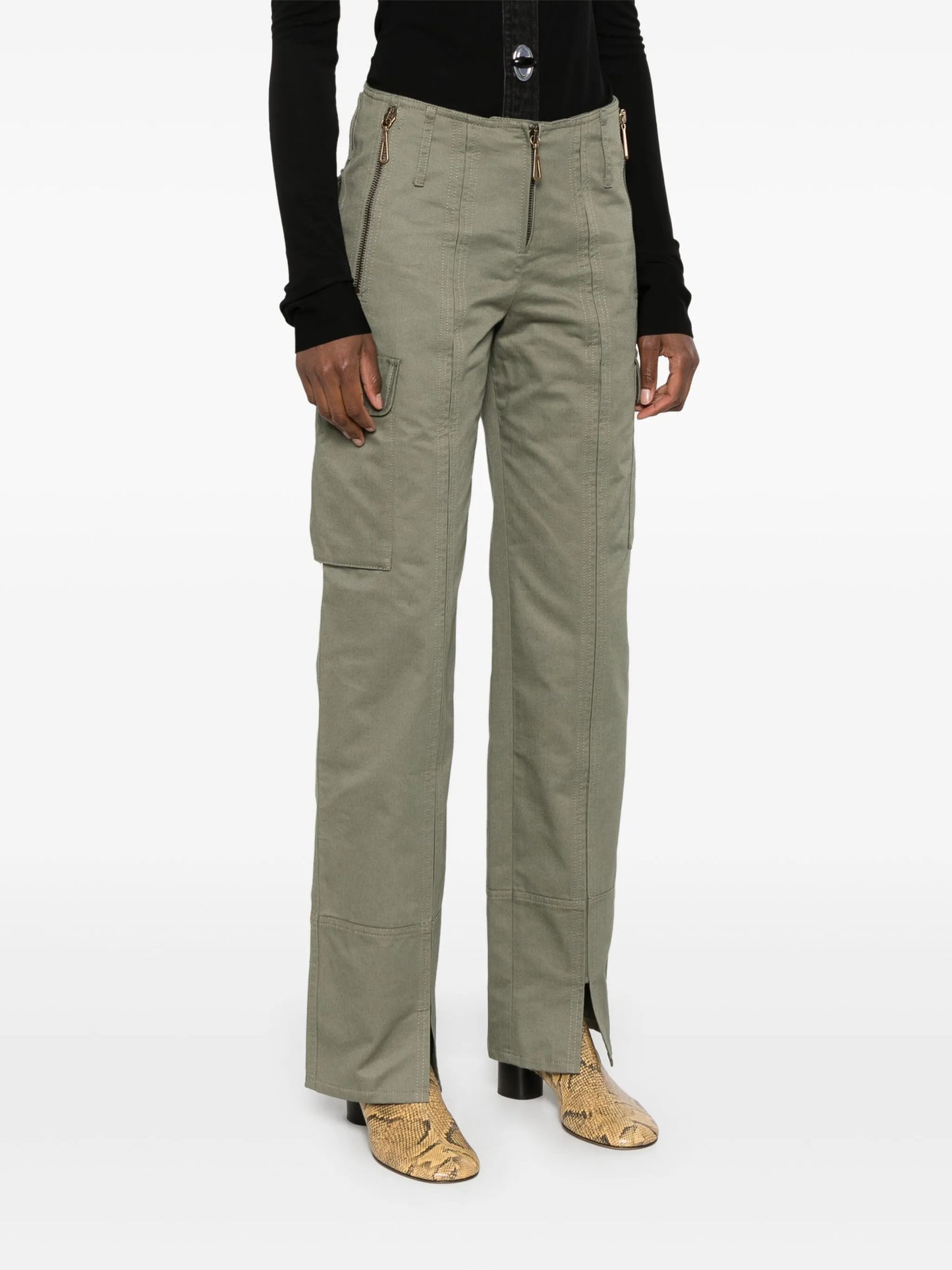 straight-leg cargo trousers