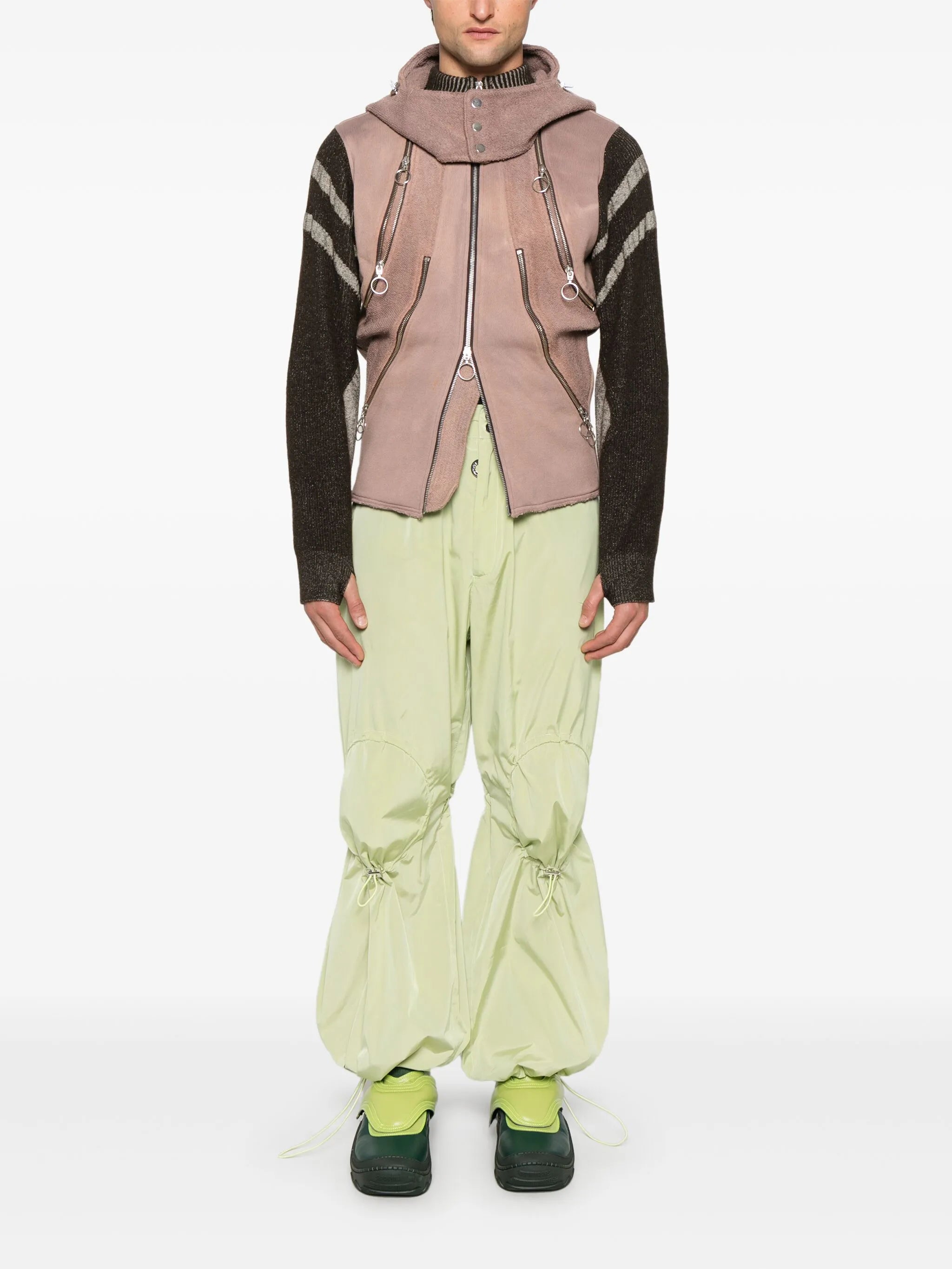 adjustable-knee trousers