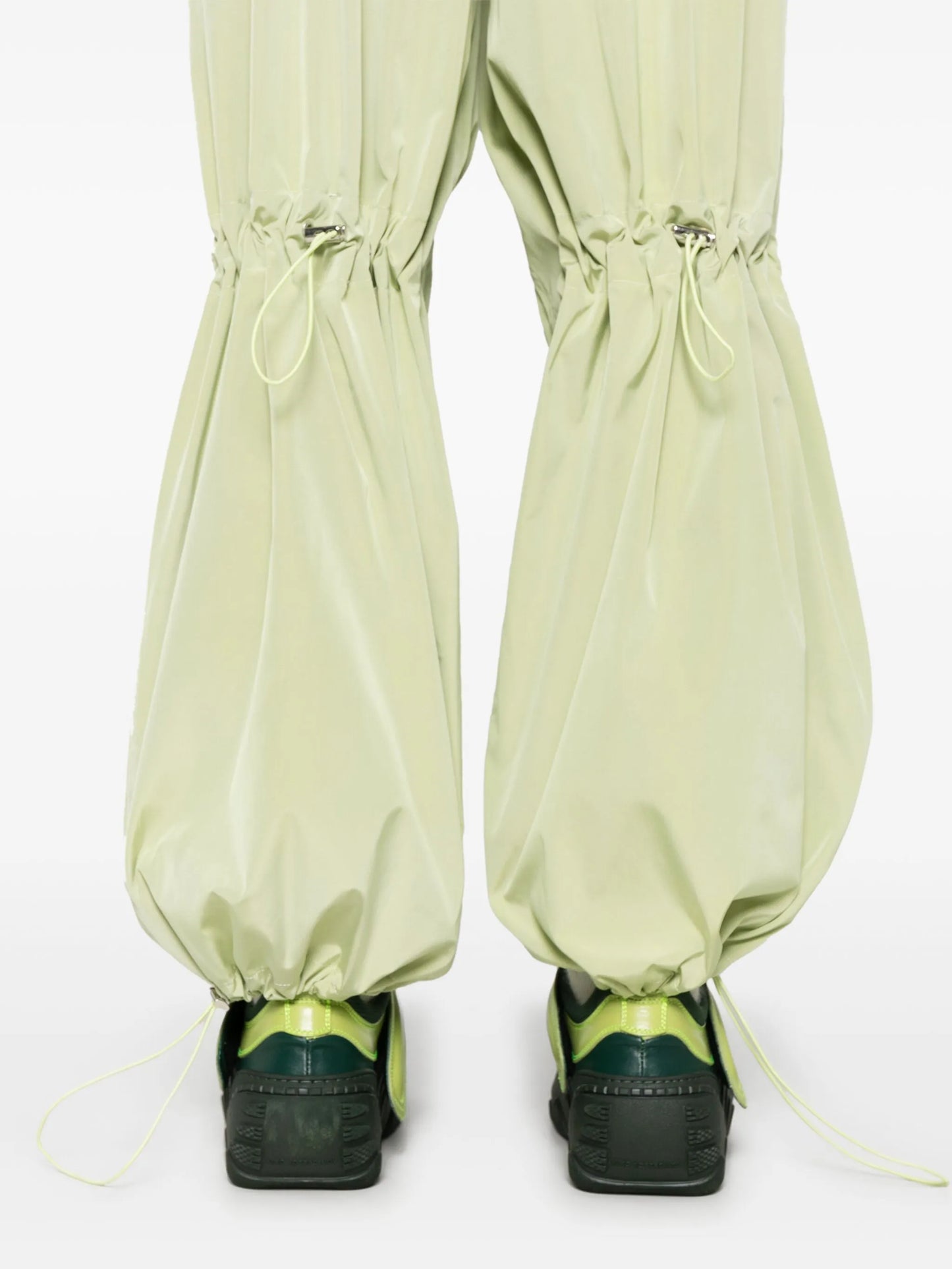 adjustable-knee trousers