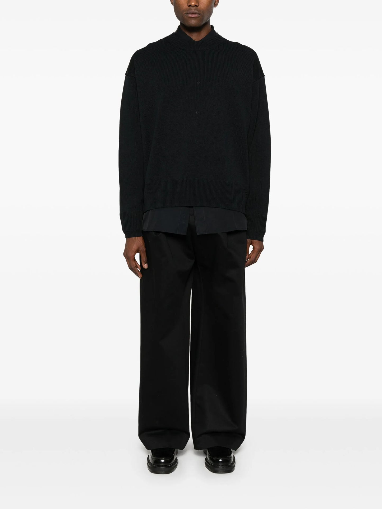 fine-knit crew-neck jumper