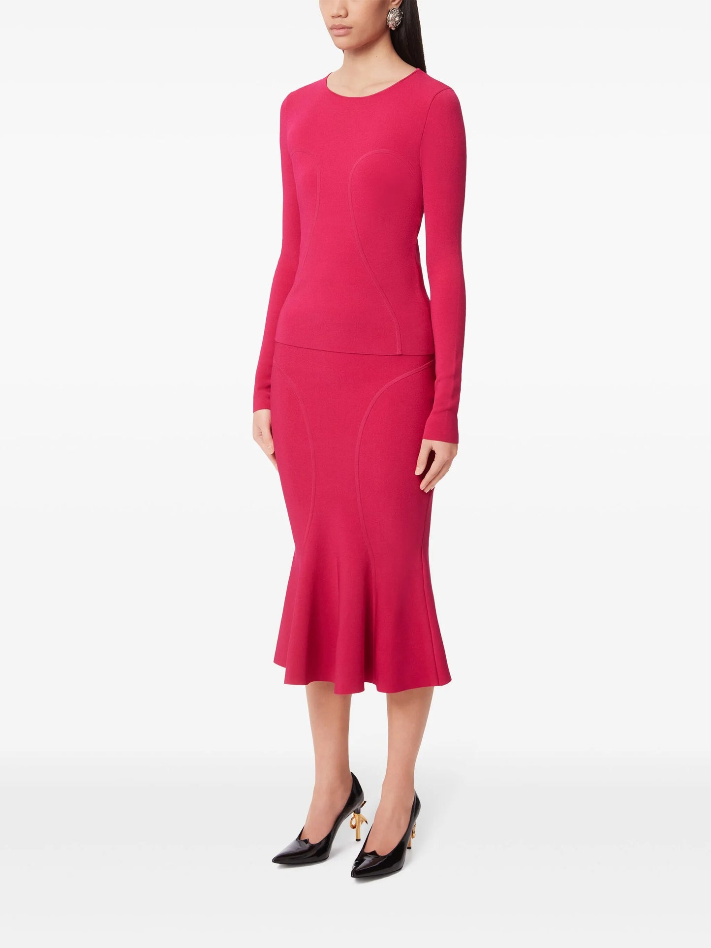 round-neck knitted jumper