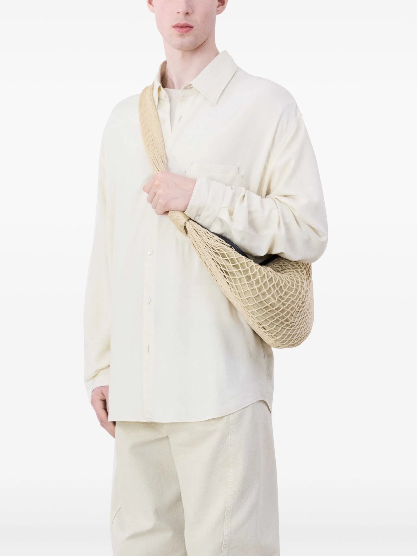 Croissant filt shoulder bag