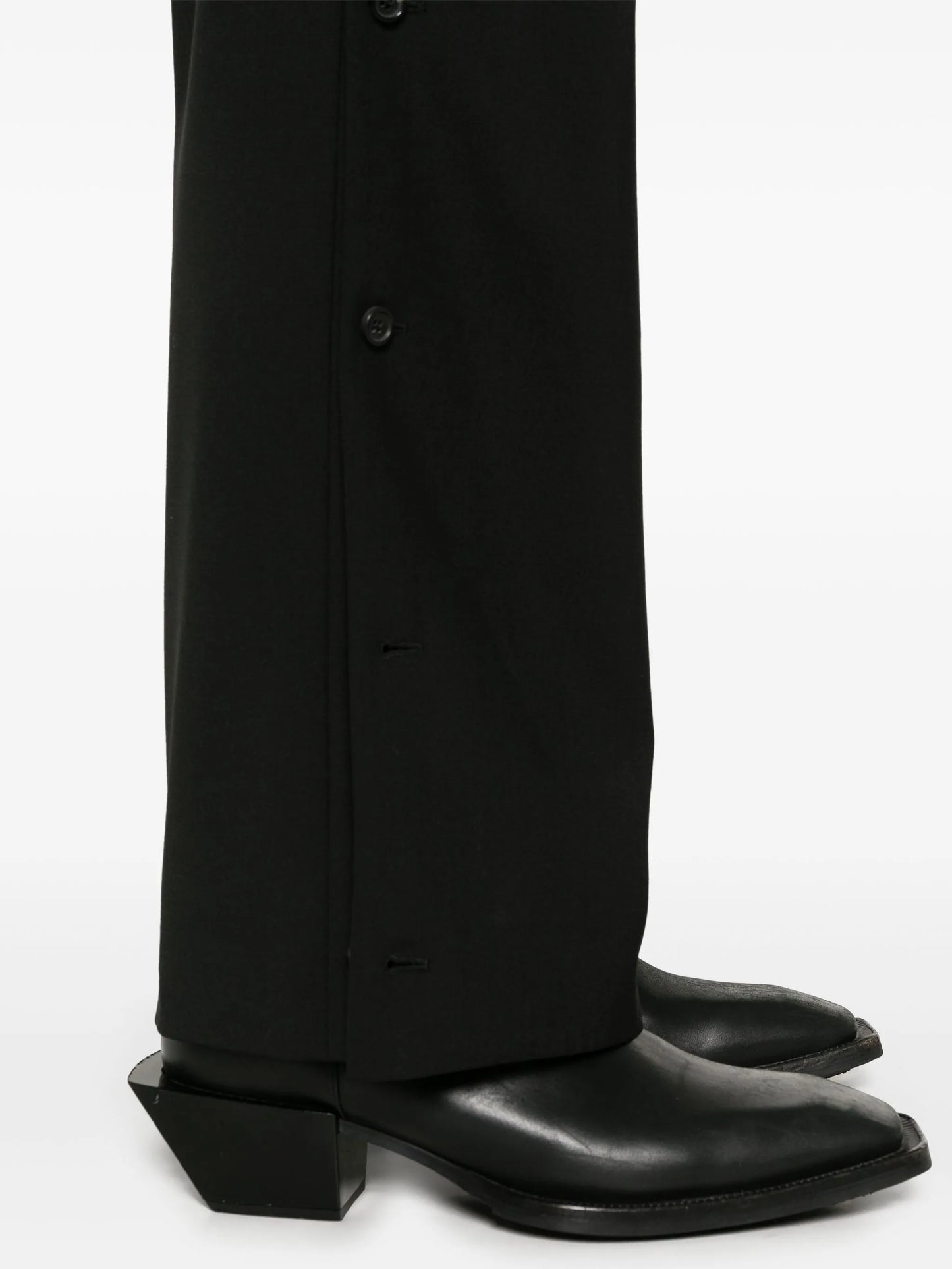 detachable-panel trousers
