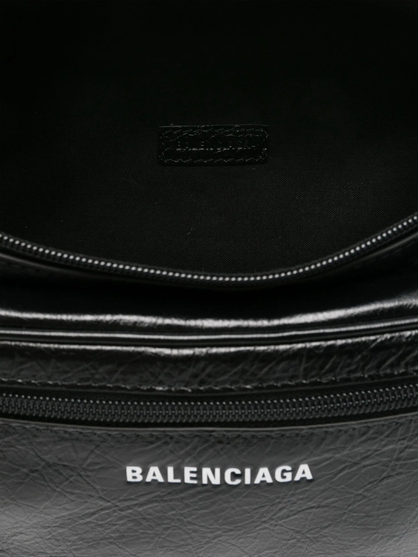 Explorer leather belt bag