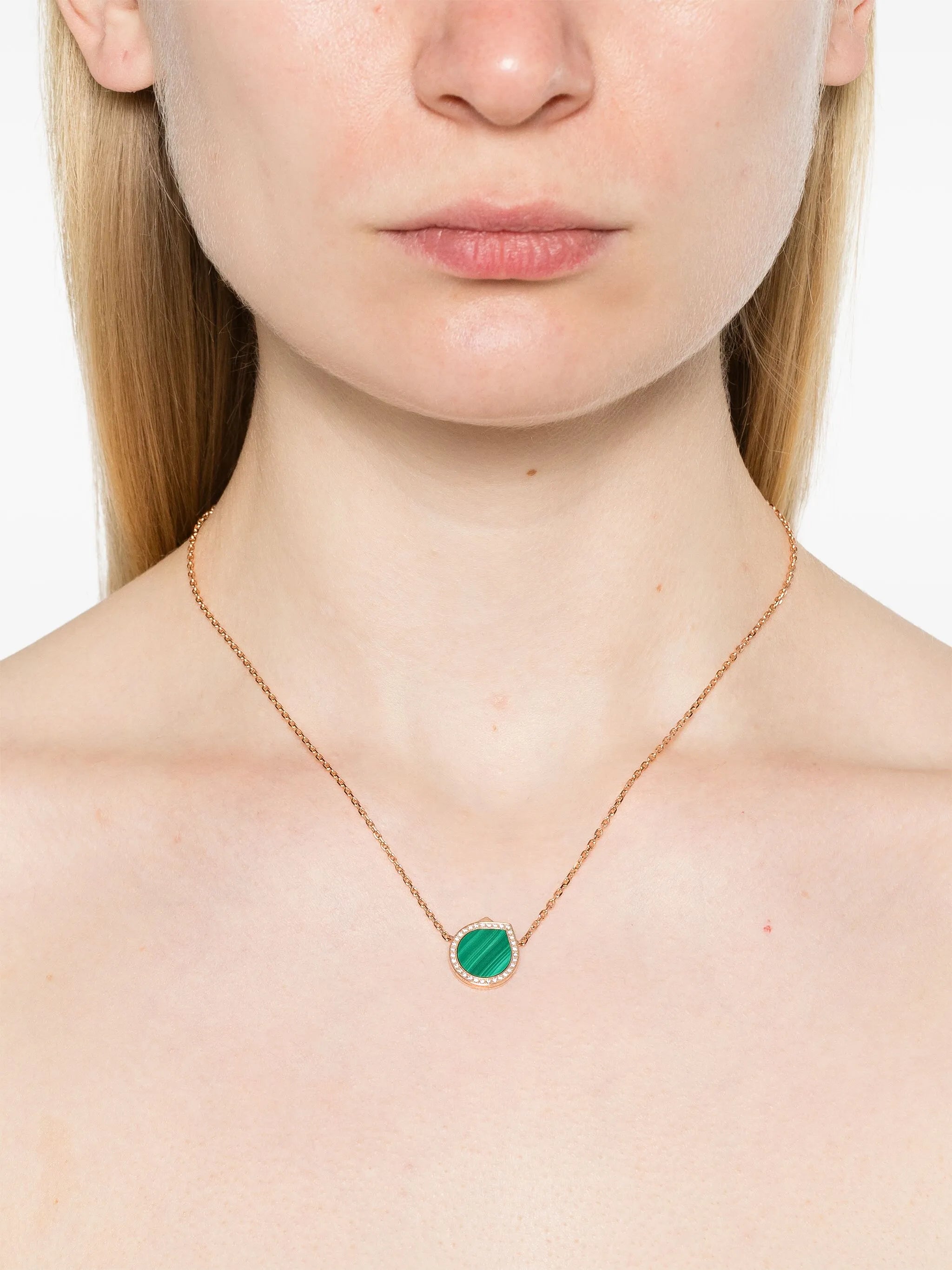 Antifer necklace