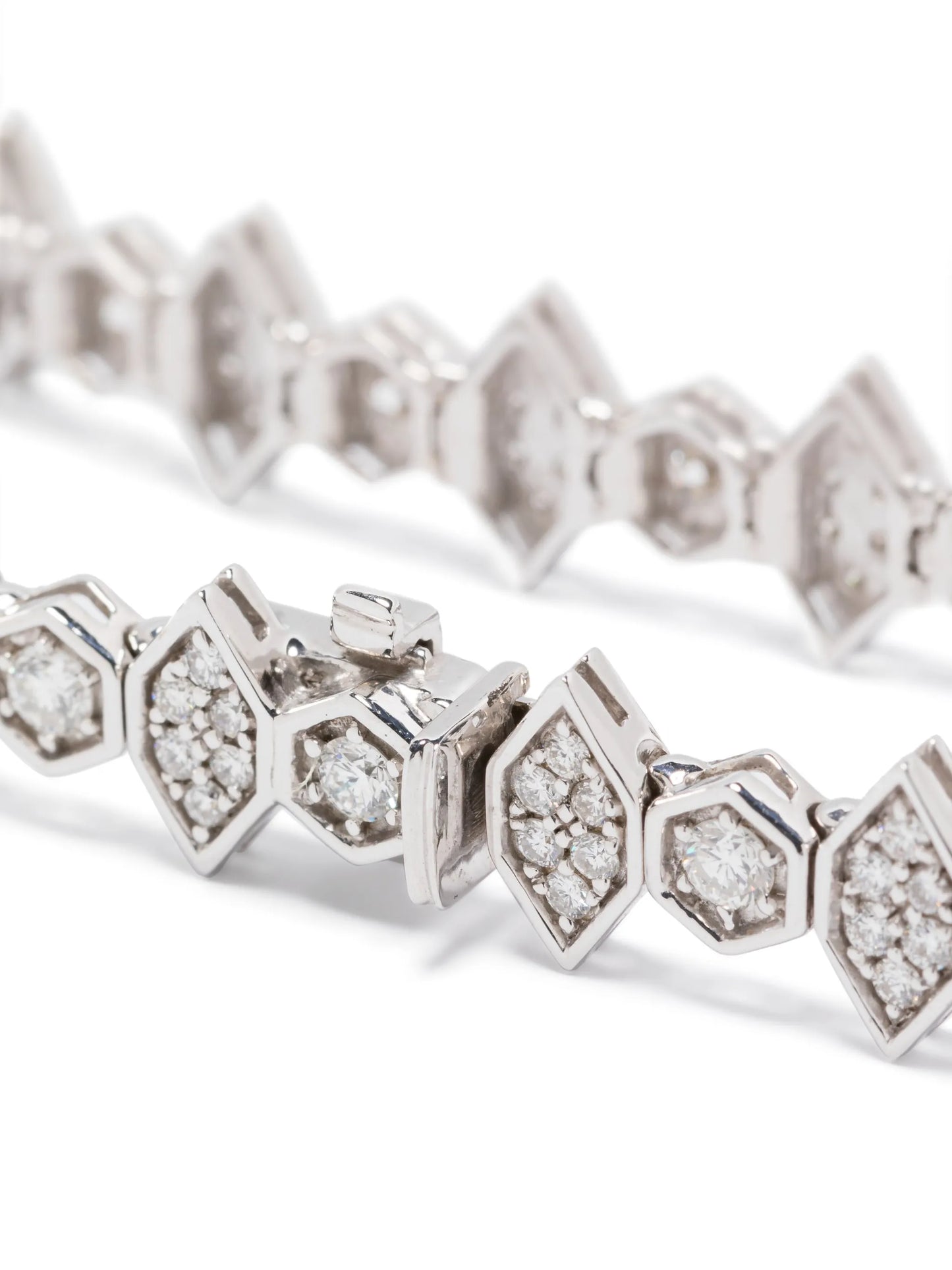 18kt white gold Fortis diamond bracelet