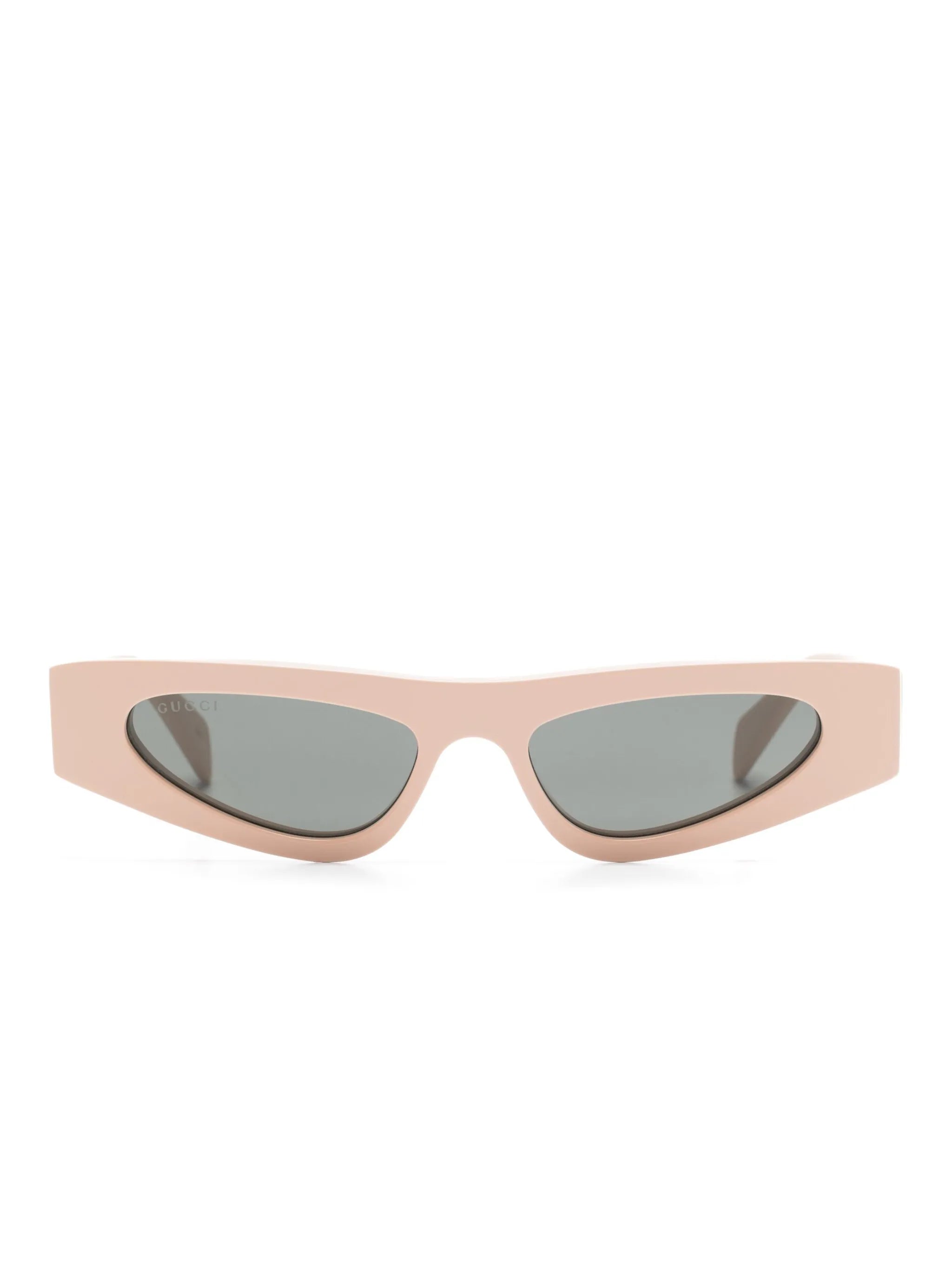 cat-eye frame sunglasses