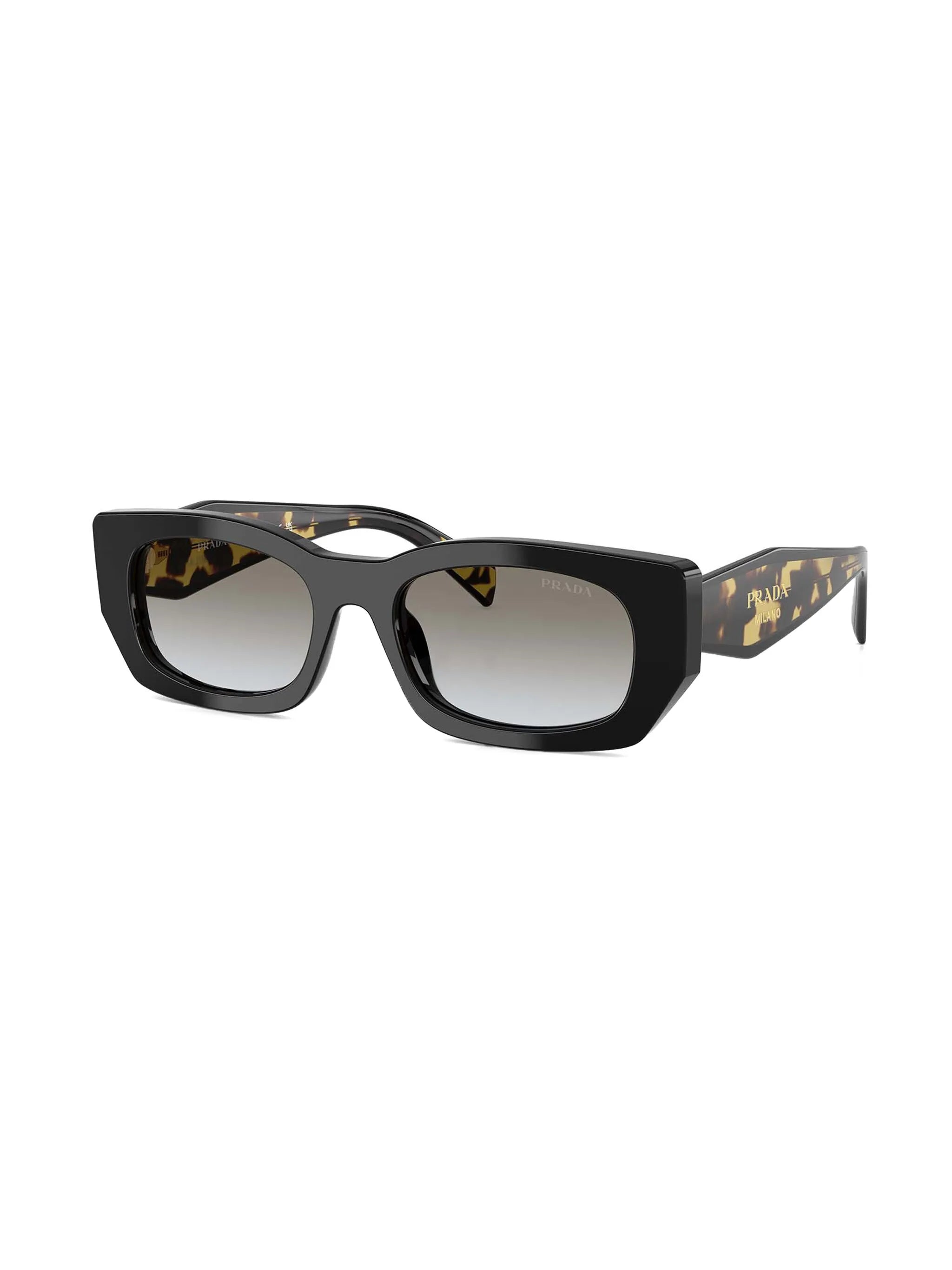 tortoiseshell-effect sunglasses