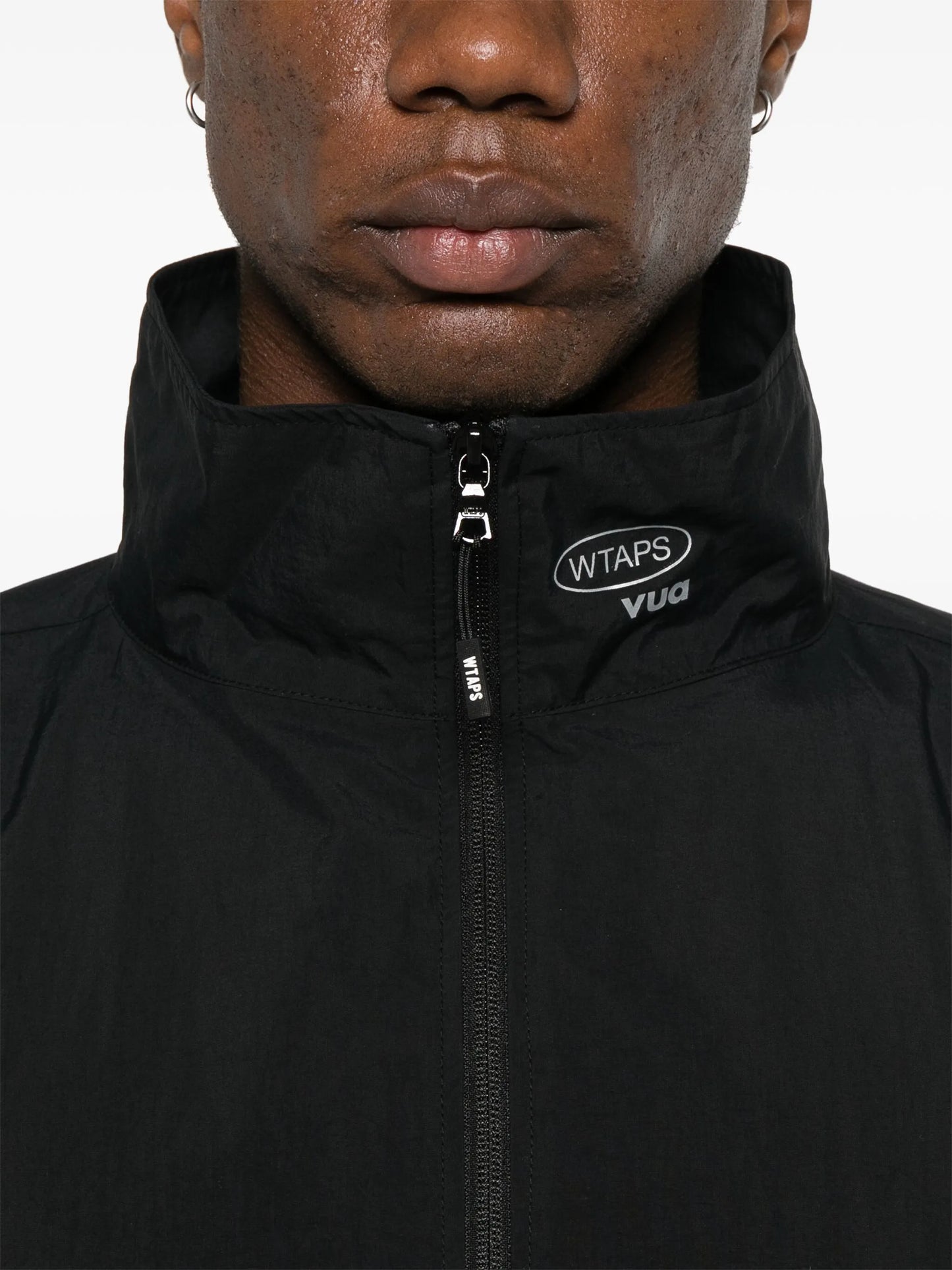 lightweight windbreaker