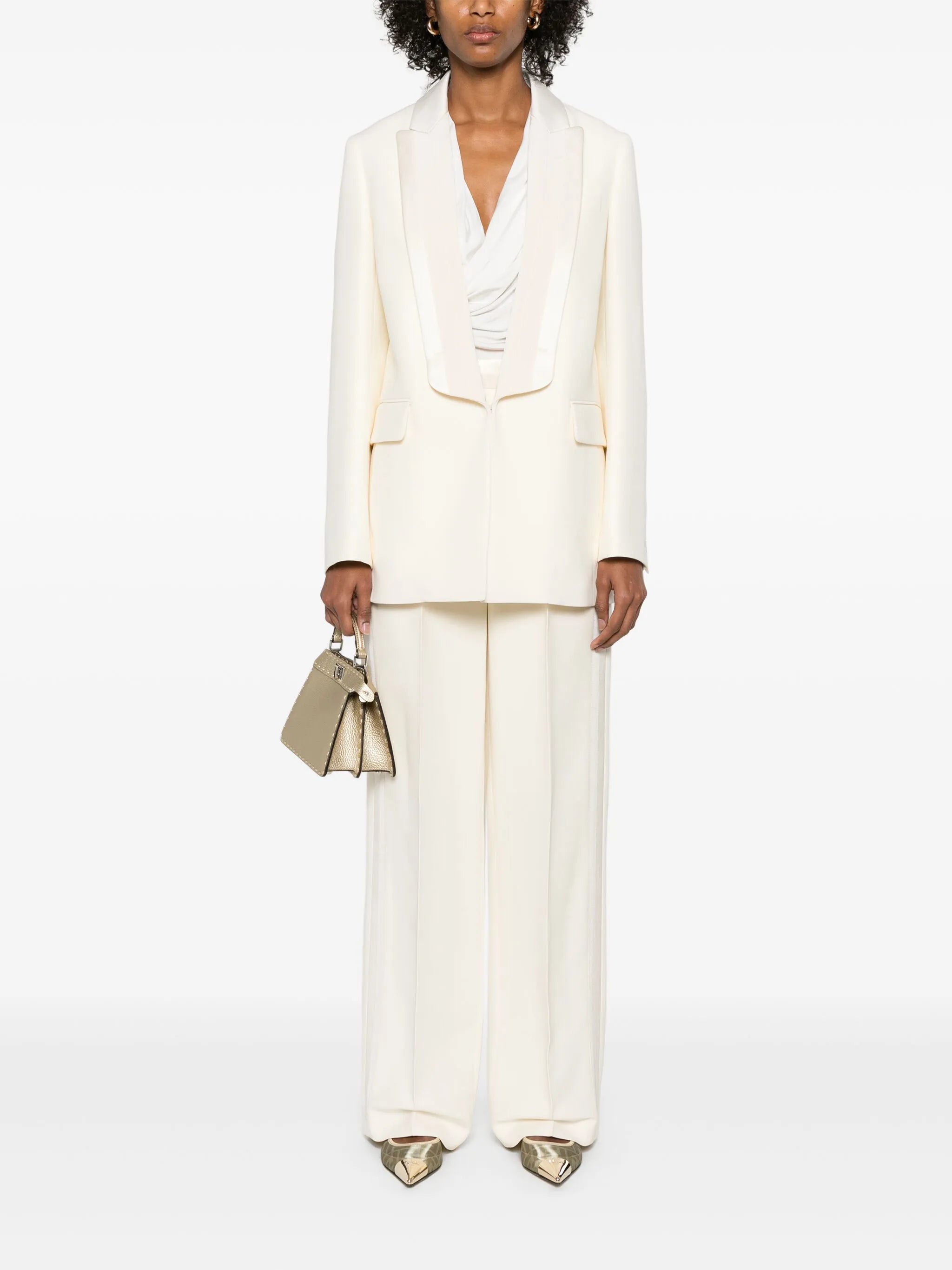 single-breasted blazer