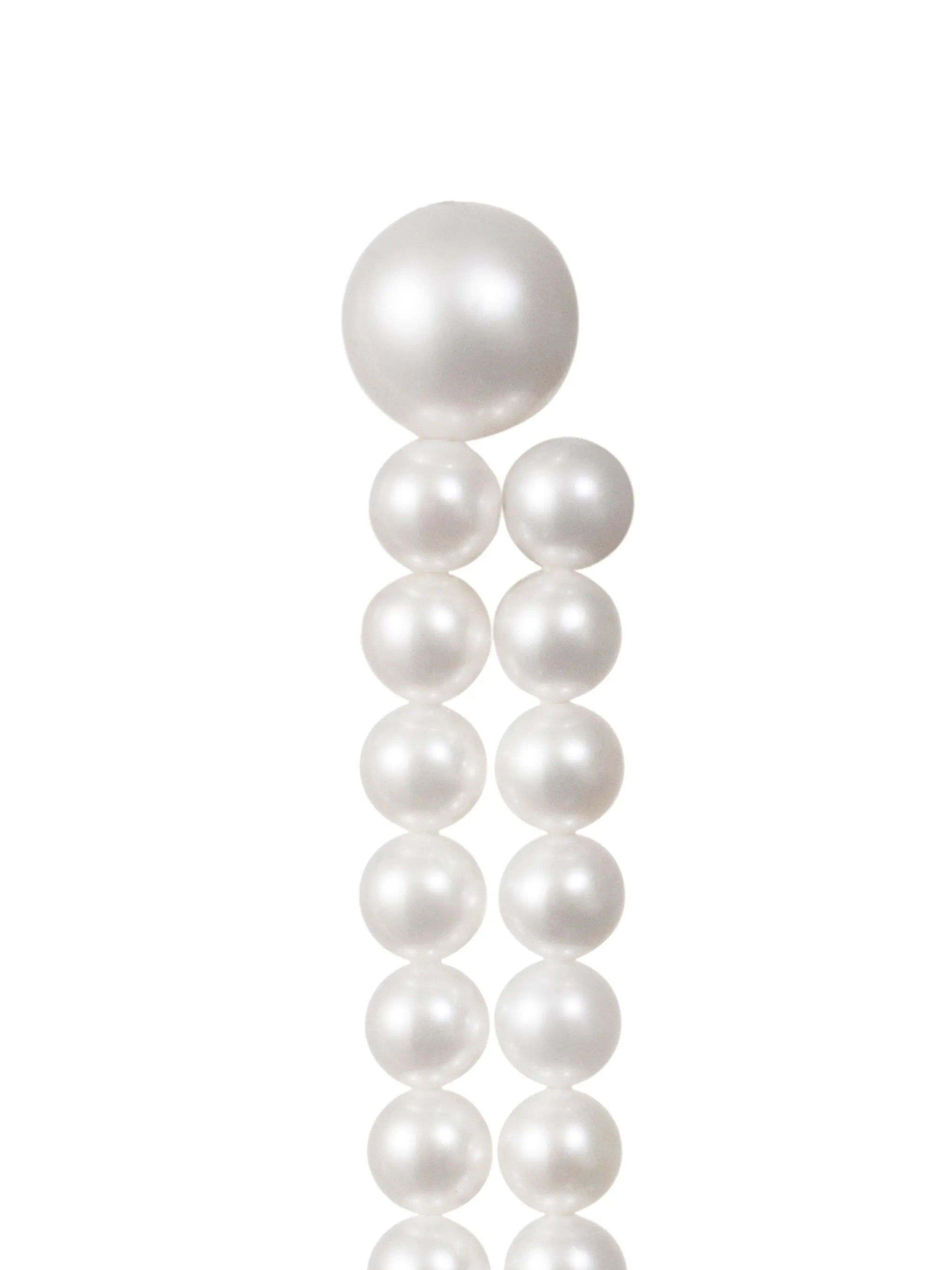 14kt recycled yellow gold La Valse freshwater pearl earrings