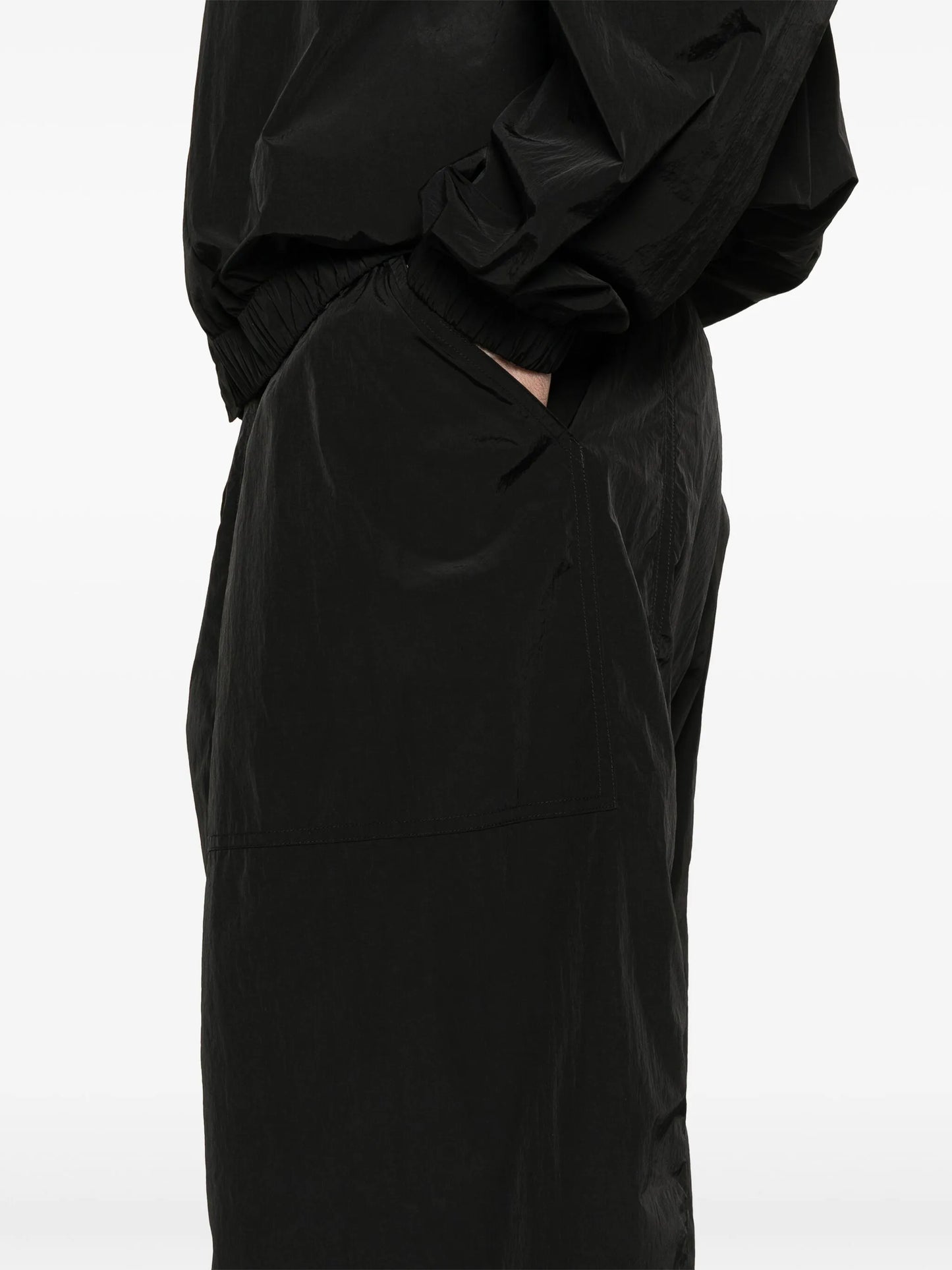 tapered trousers
