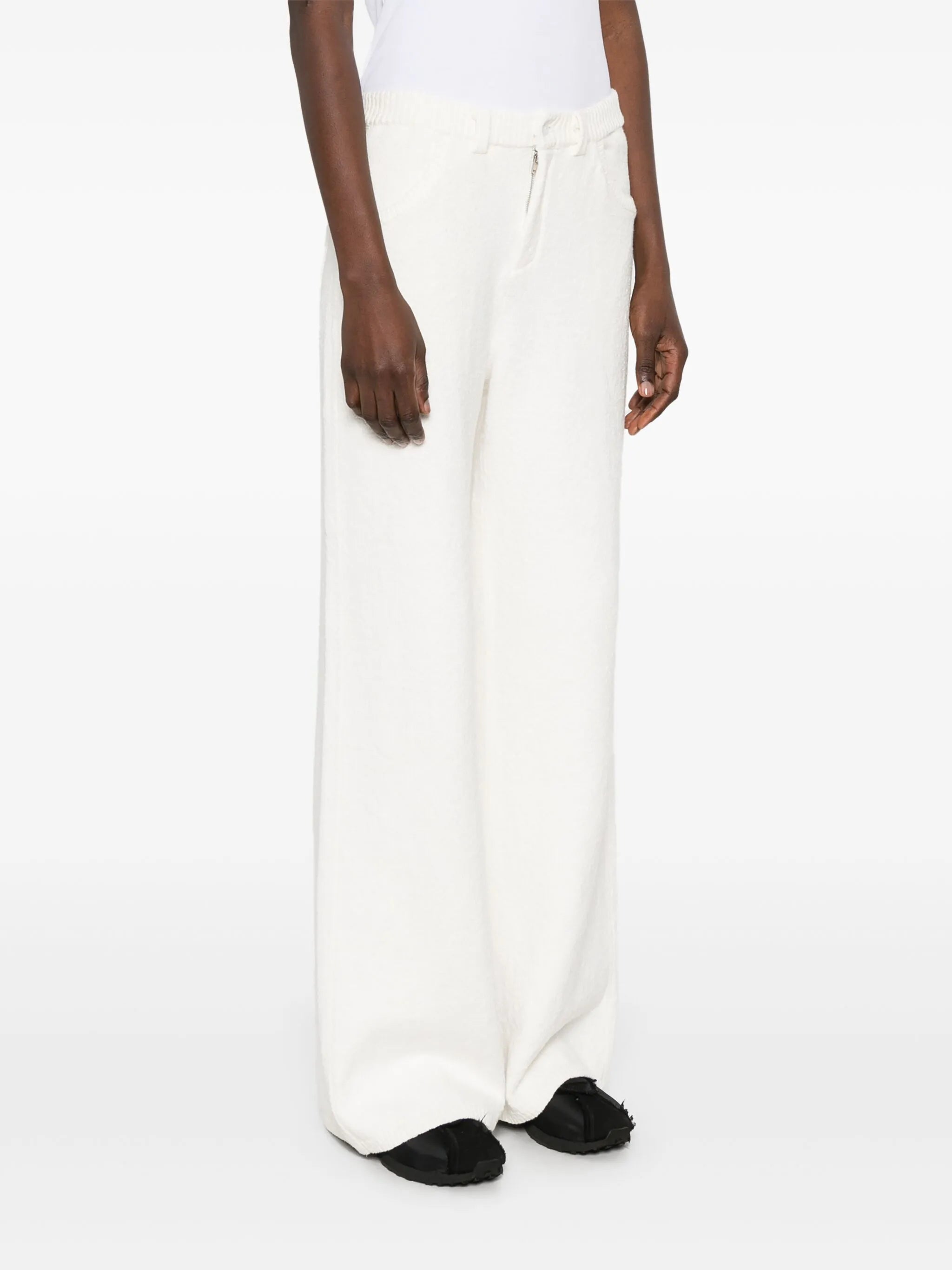 wide-leg knitted trousers