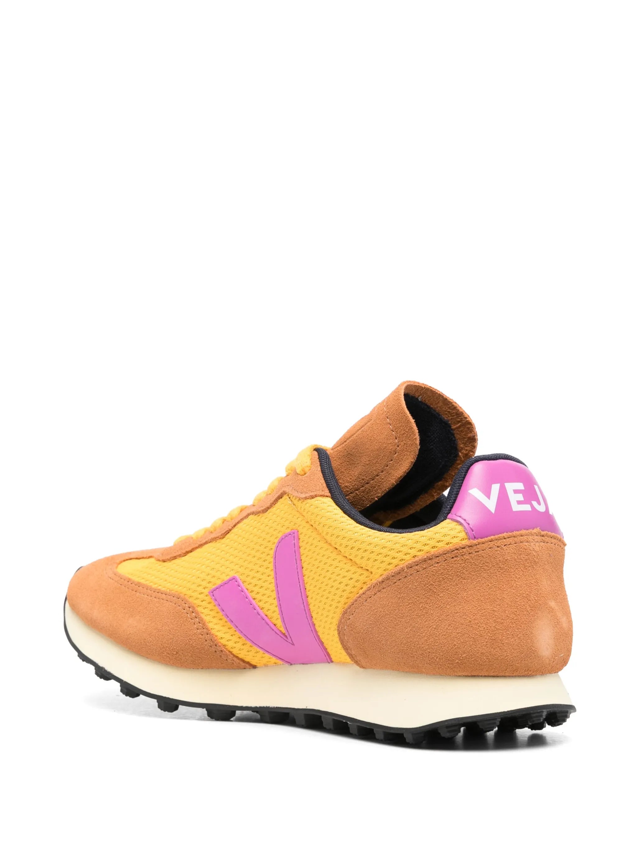 Rio sneakers