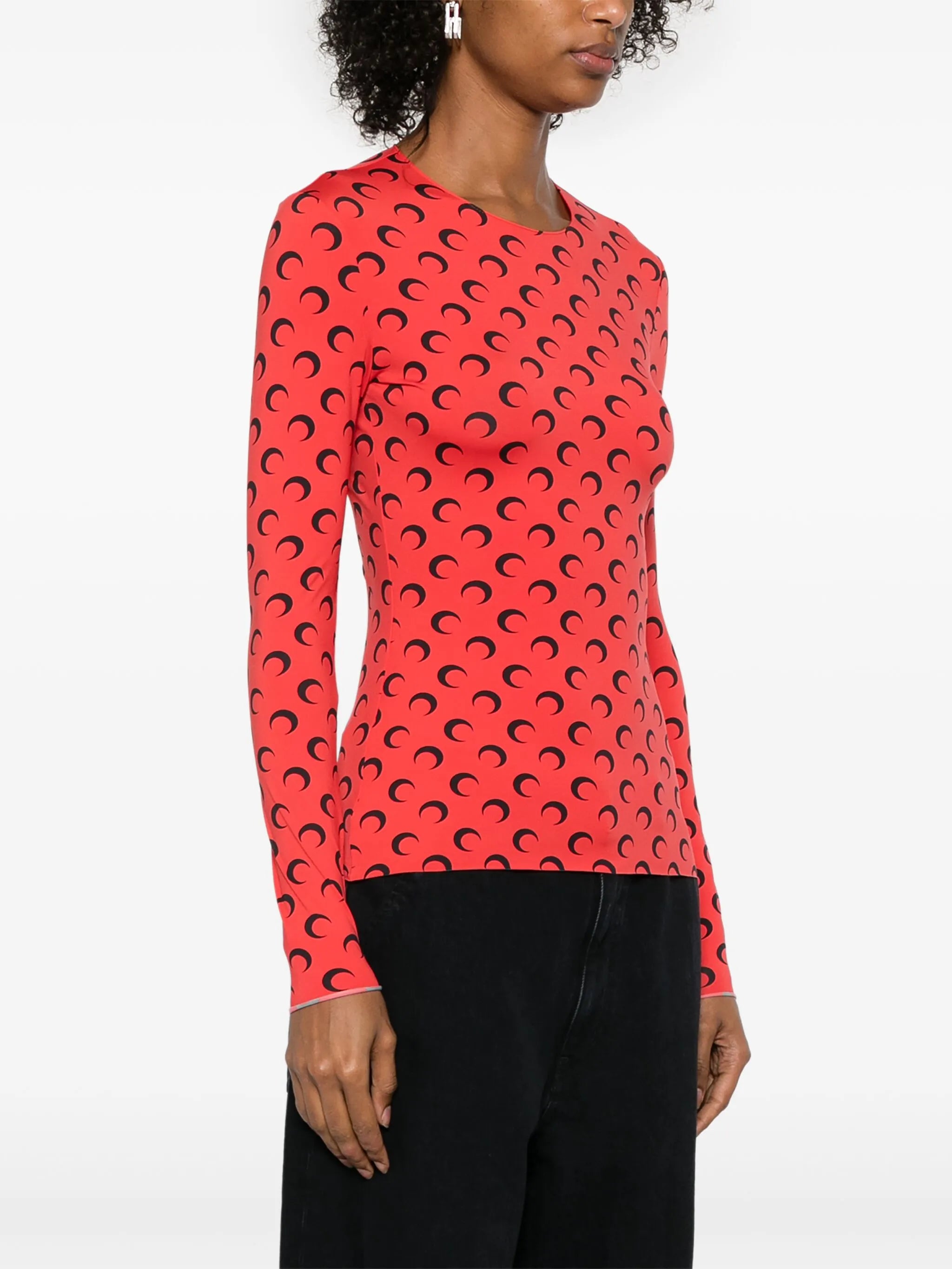 Moonogram-pattern top