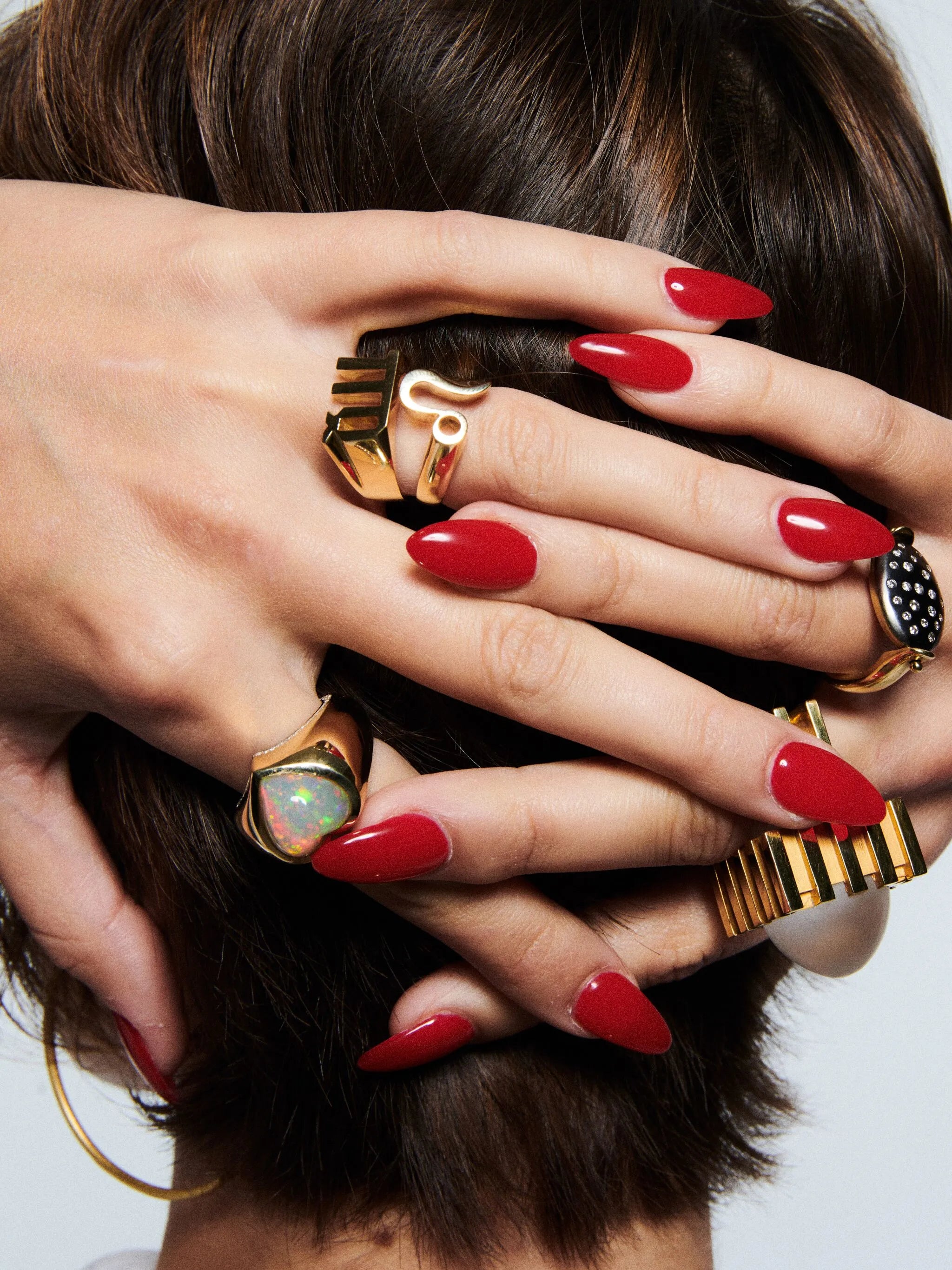 18kt yellow gold Cuore a Cuore sapphire and diamond ring