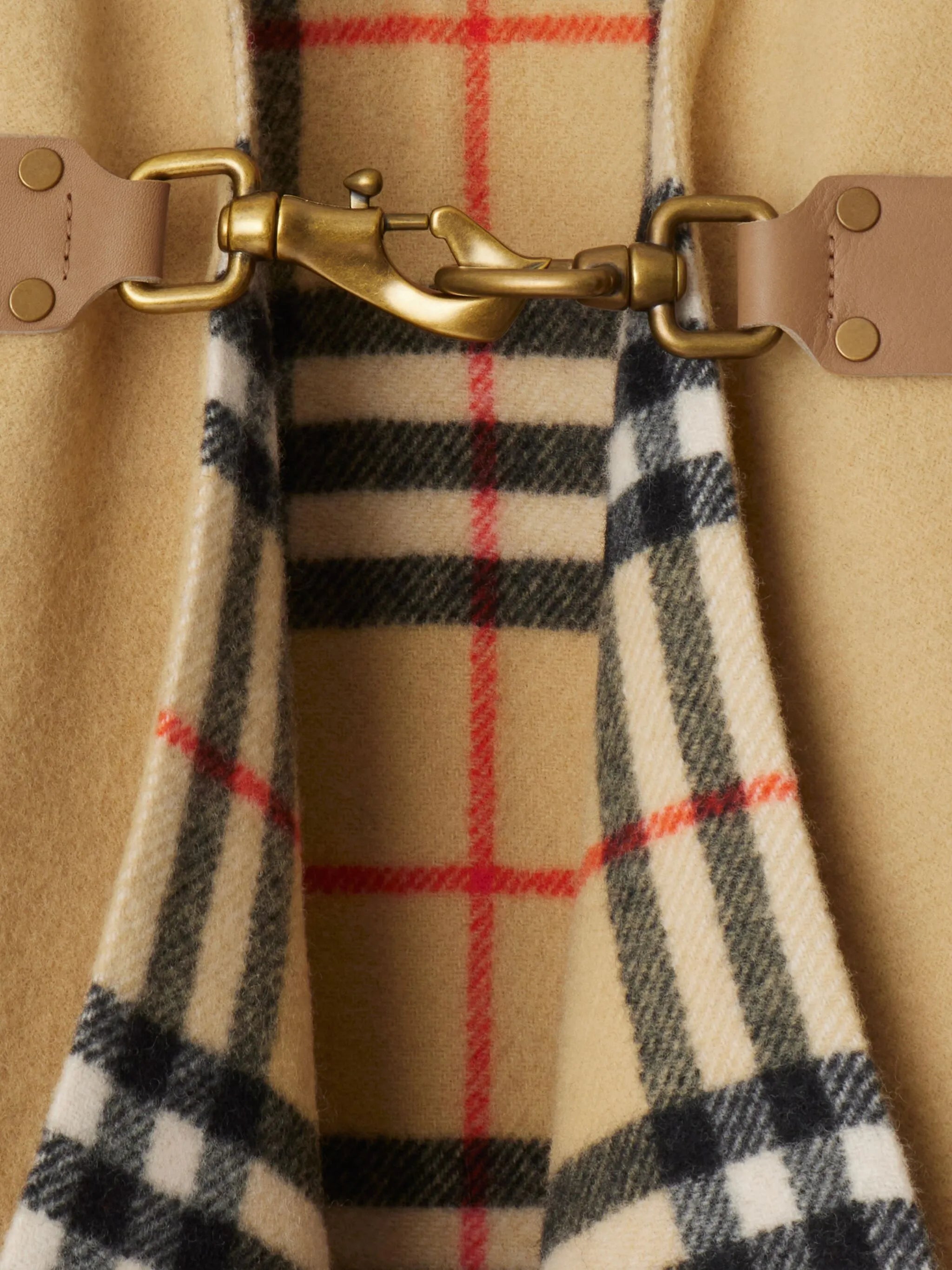 check-pattern wool cape
