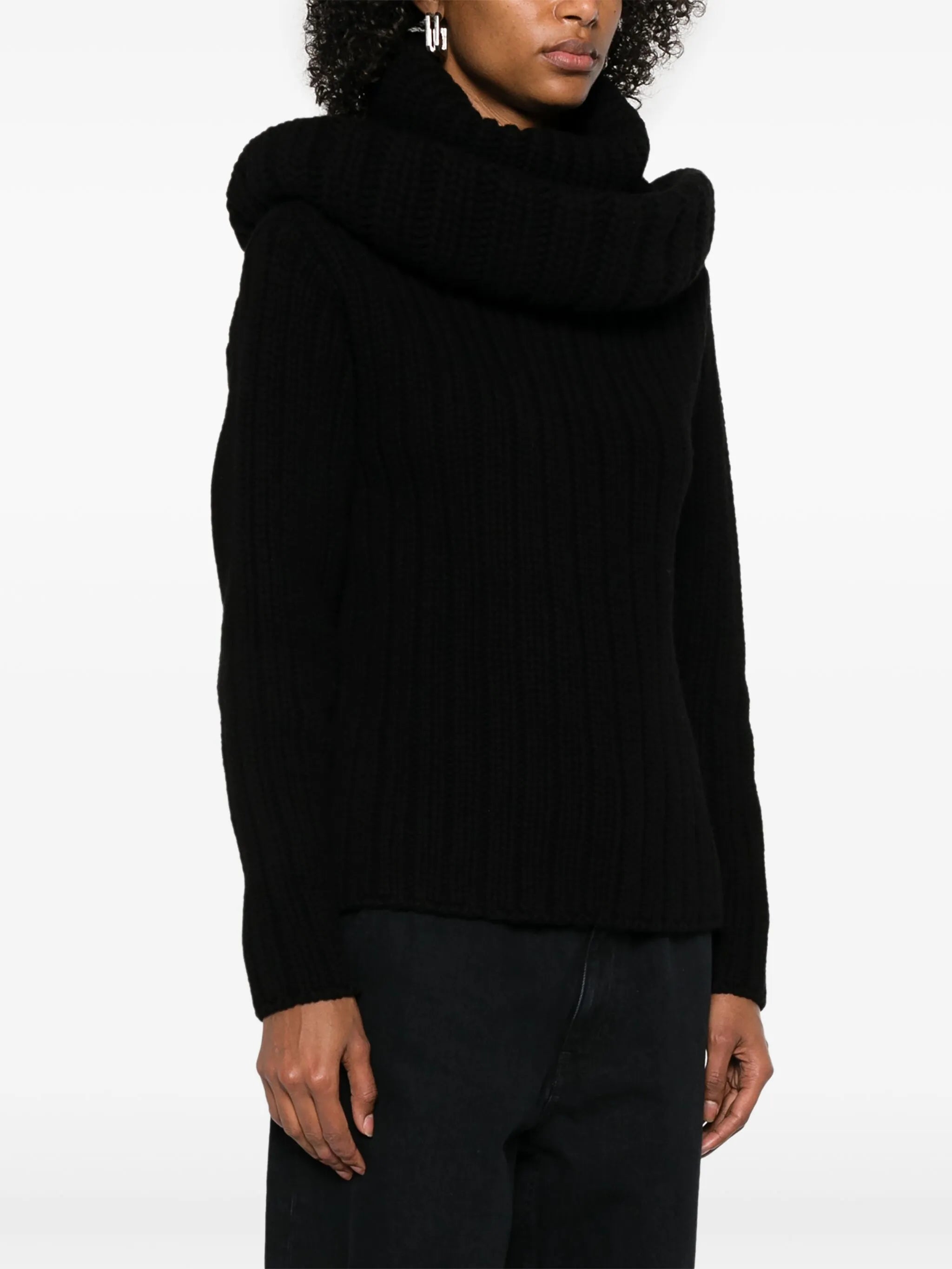 chunky ribbed knit sweater