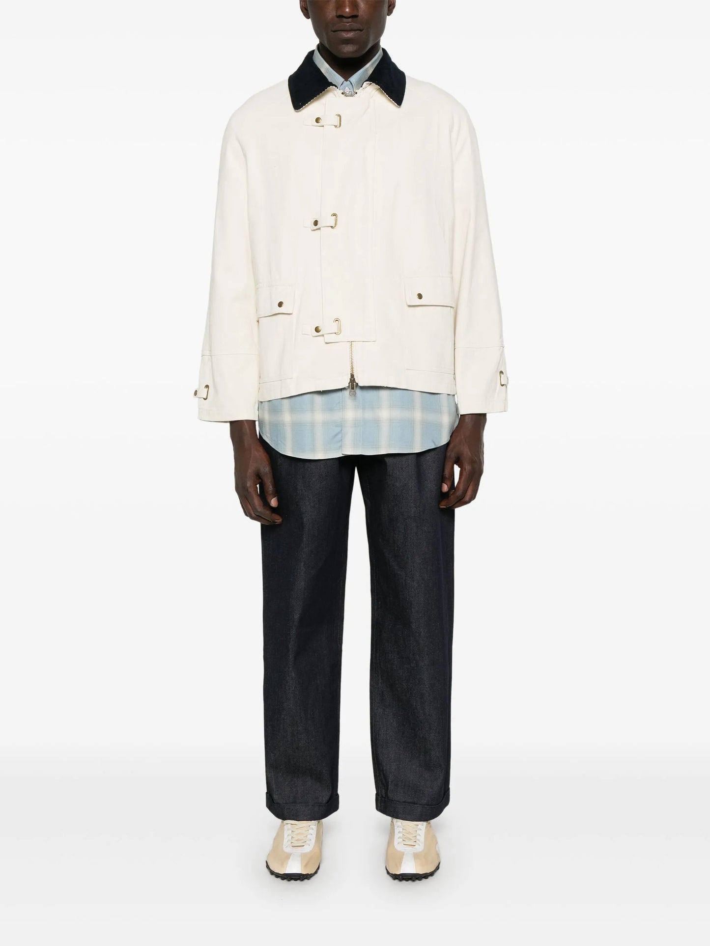 pleat-detail jeans